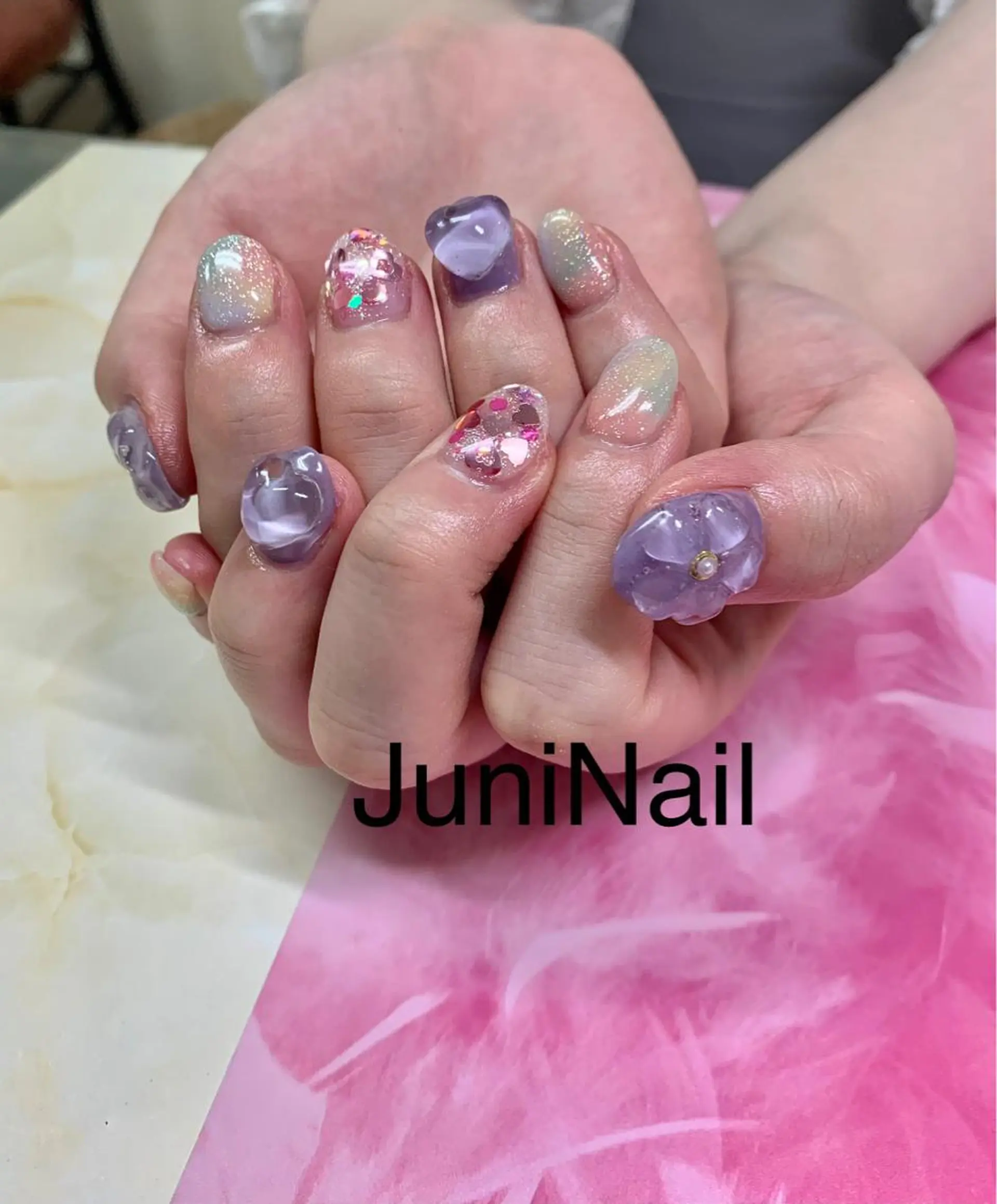 ネイル オーロラネイル クリアネイル フラッシュネイル フレンチネイル 氷ネイル・うるうるネイル ハンドネイル JuniNail 주니네일🇰🇷suのネイルデザイン