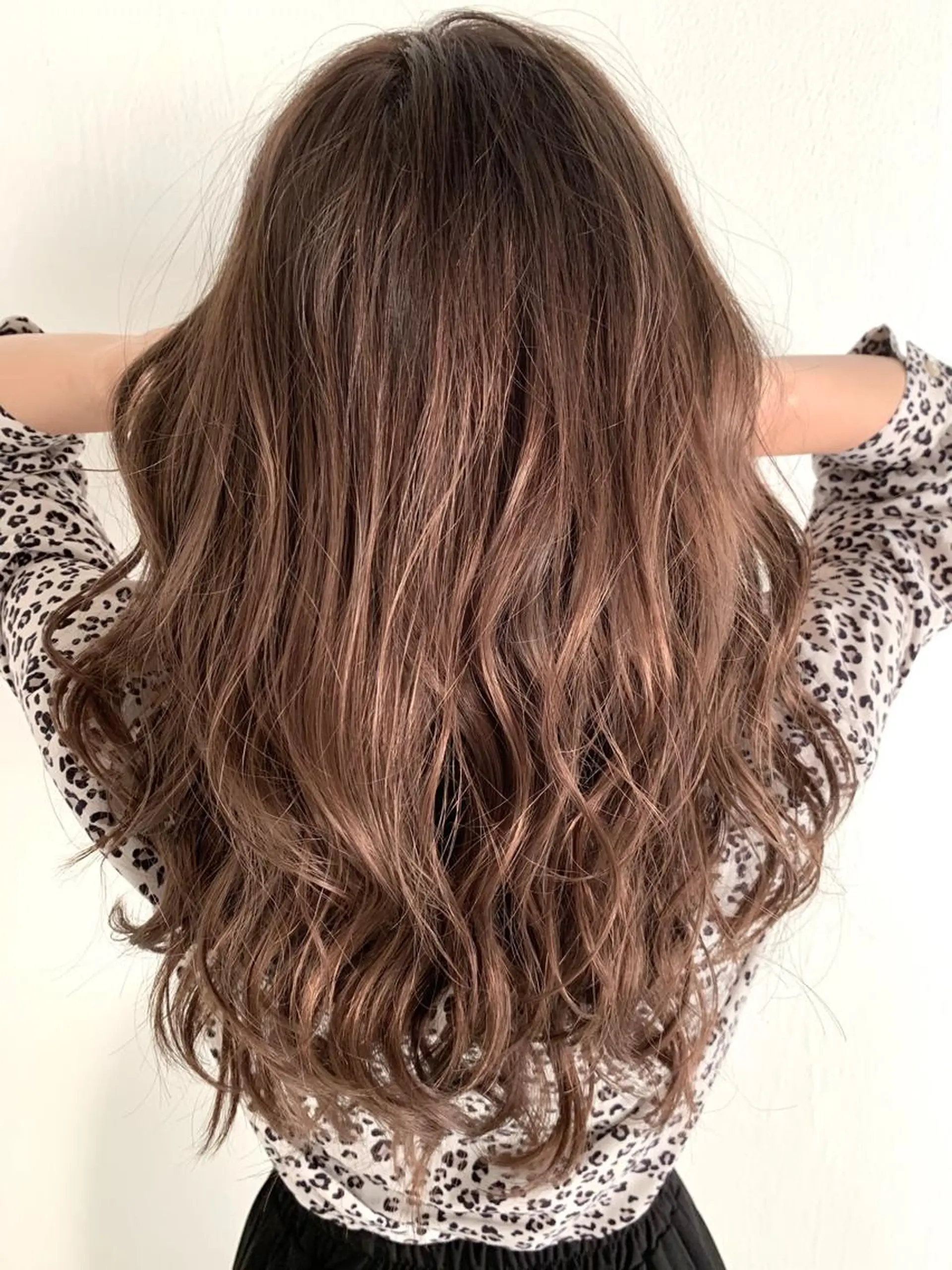 セミロング ラベンダーベージュ 岡崎勇人/レイヤー/ 韓国/ケラチンTRのヘアスタイル