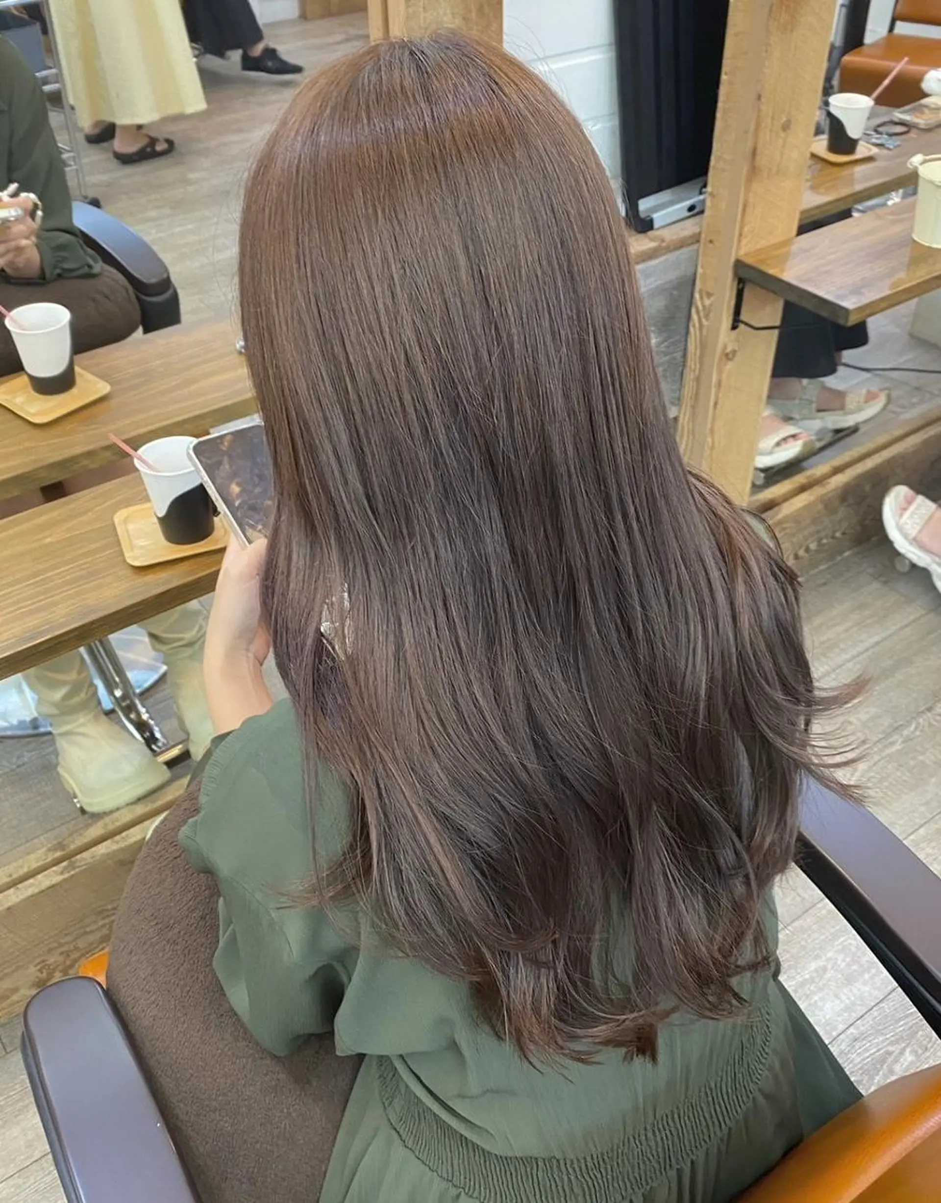 ロング カラー アディクシーカラー ブリーチ 透明感カラー グレージュ イルミナカラー カット ヘアカラー トリートメント N° anfeel 渋谷🪞🫧のヘアスタイル