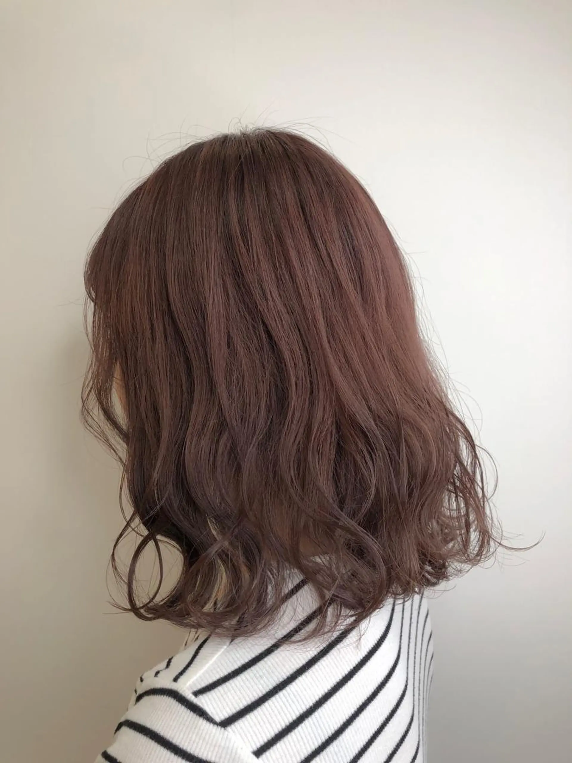 ミディアム カラー ブリーチ ケアブリーチ ピンクカラー 【透明感、艶髪】西村 有司のヘアスタイル