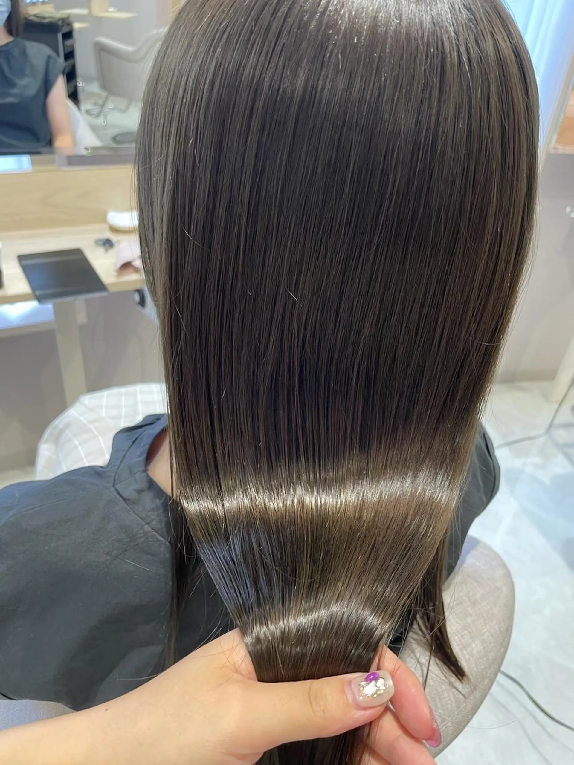 ロング 髪質改善お任せ ください♪ひとみのヘアスタイル