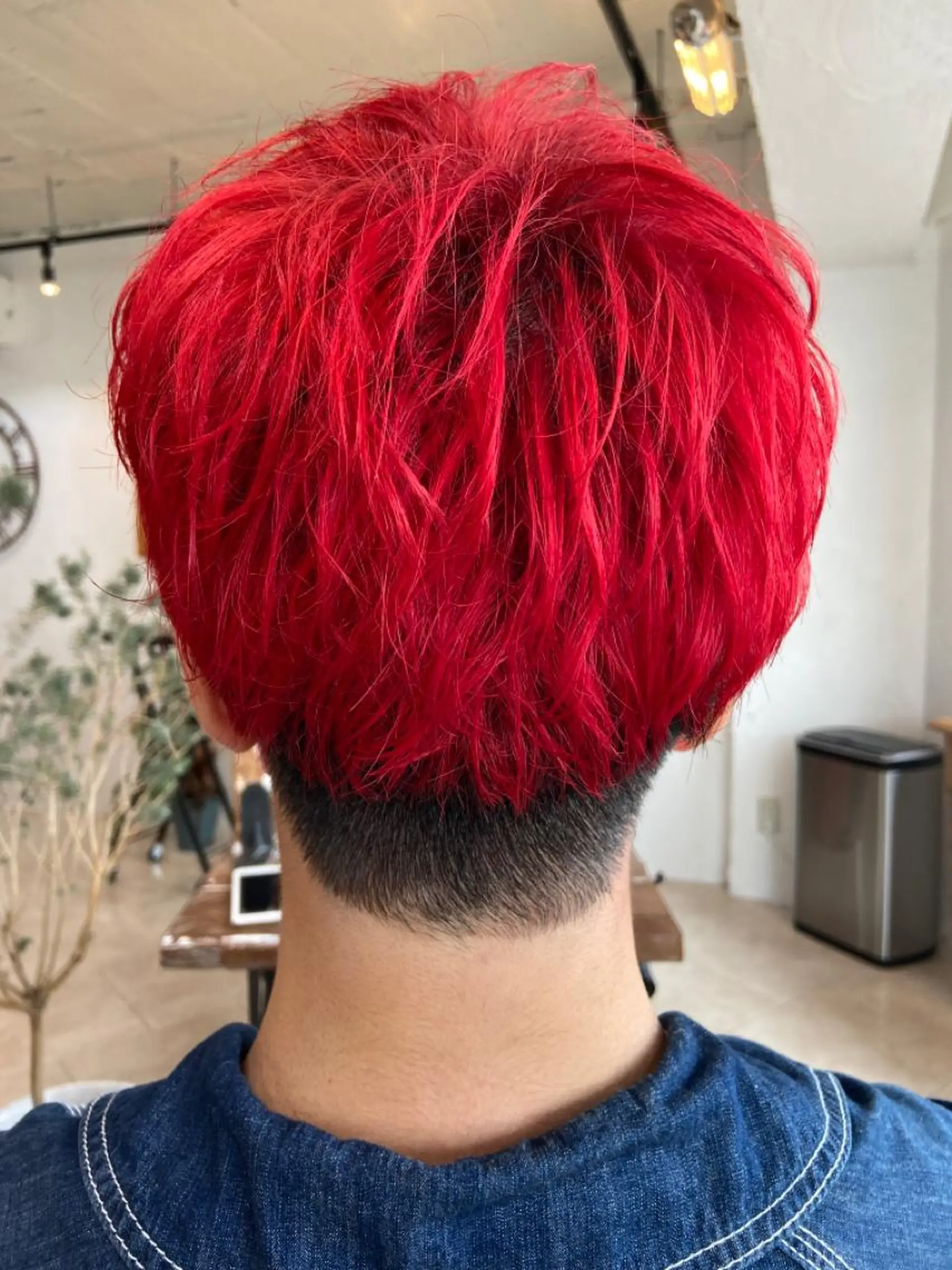 カラー メンズ 宮本 玲那のヘアスタイル