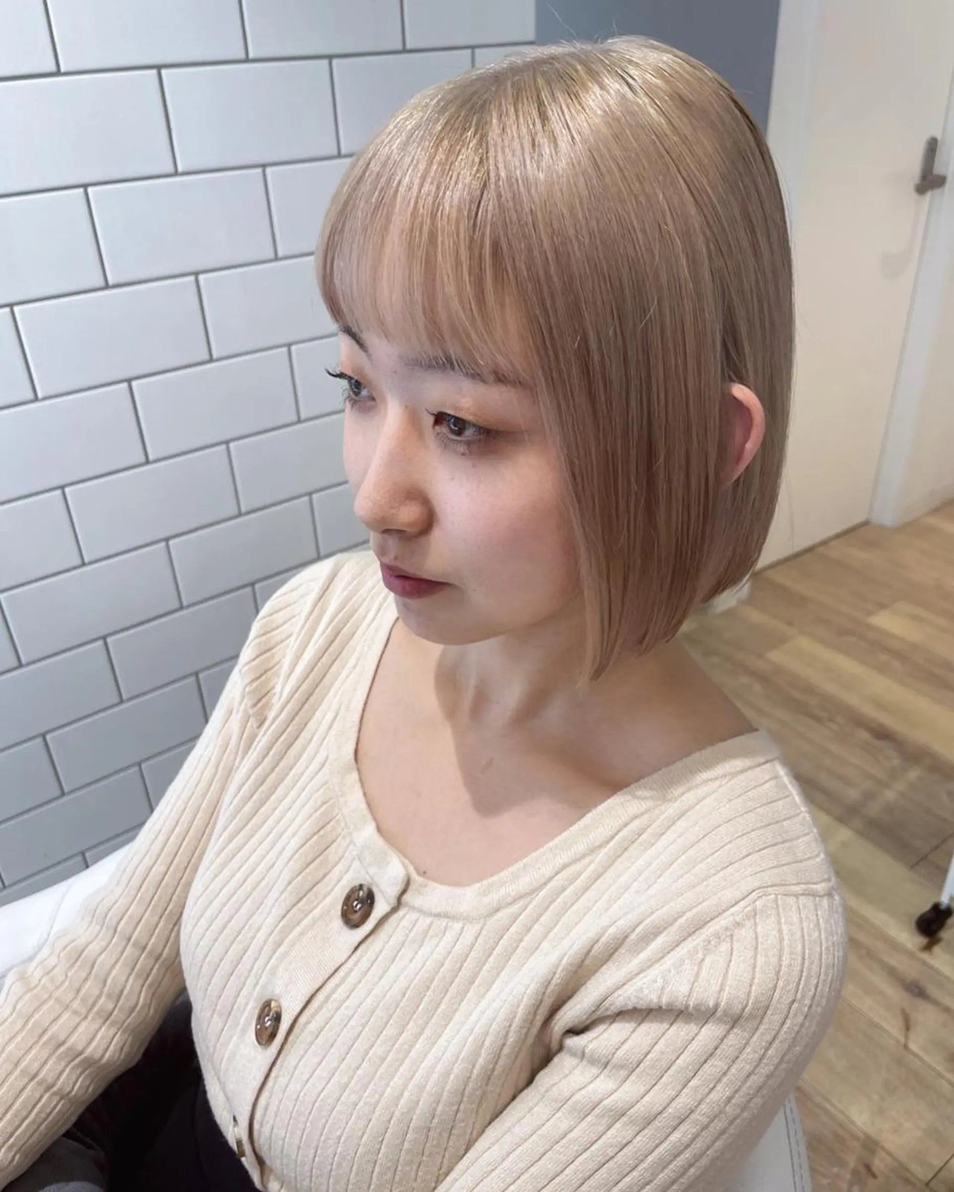 ミディアム カラー パーマ ヘアアレンジ メンズ キッズ ネイル マツエク・マツパ メンズブリーチ ベージュカラー ブリーチ 髪質改善 🫧垢抜けヘア🫧 SHIORIのヘアスタイル