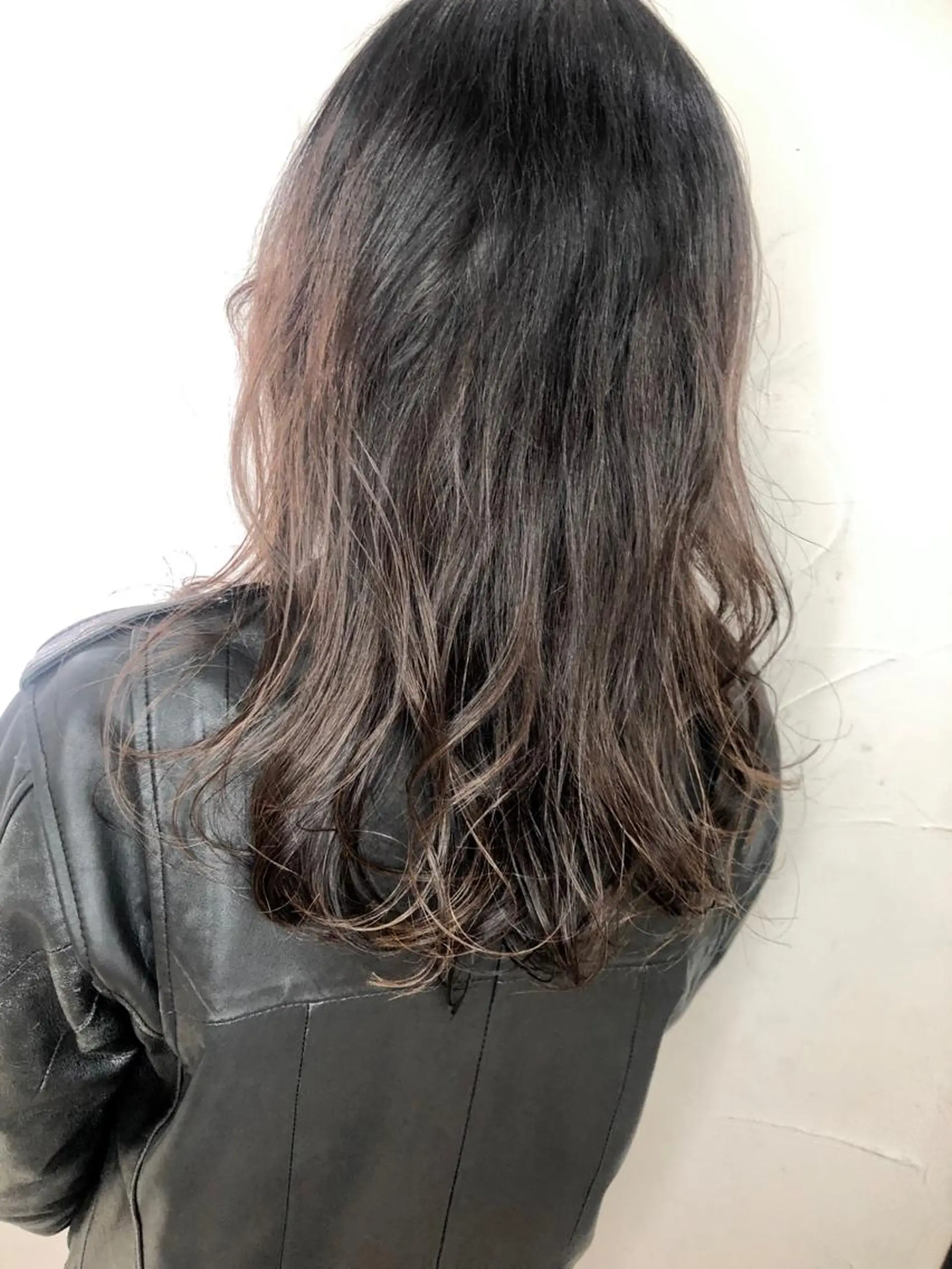 セミロング 西山梨々【5/1〜 復帰致します🌼】のヘアスタイル