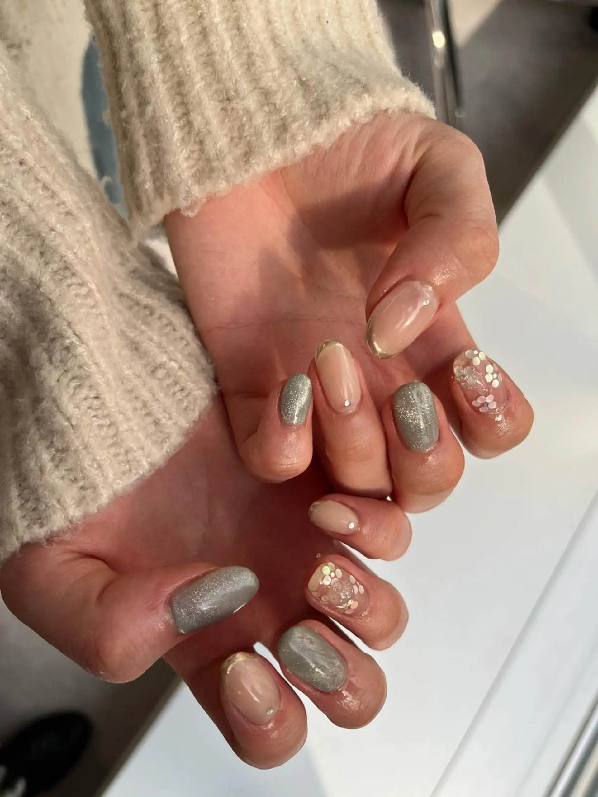 ネイル ホログラムネイル 持ち込み マキノ ユイのネイルデザイン