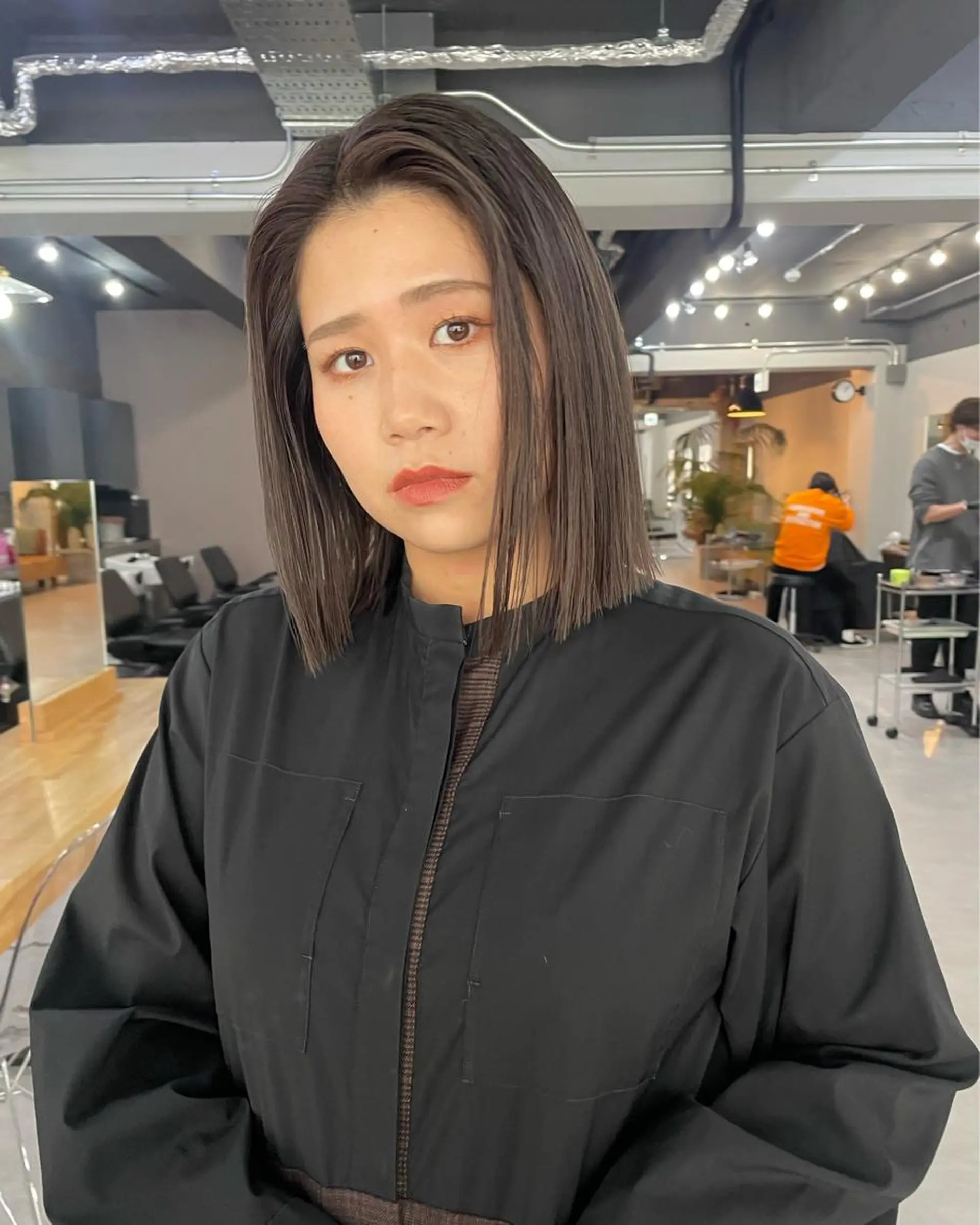 ミディアム カット ヘアカラー トリートメント 倉辻 香奈子のヘアスタイル