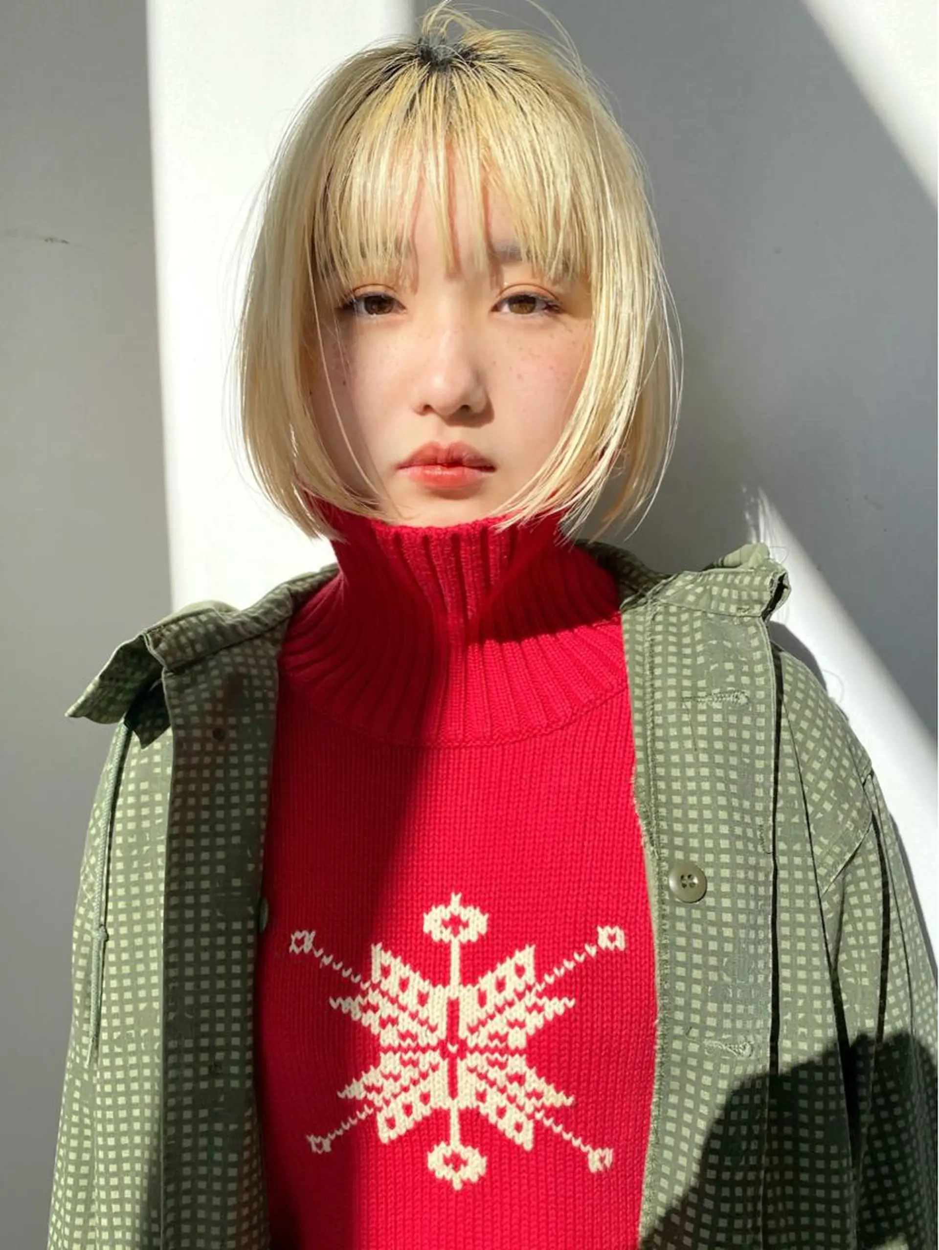 ショート カラー ブリーチ 抜きっぱなしブロンド ブロンド ハイトーンカラー ヘアカラー 森貴裕/ベージュ/ パーマ/オリーブのヘアスタイル