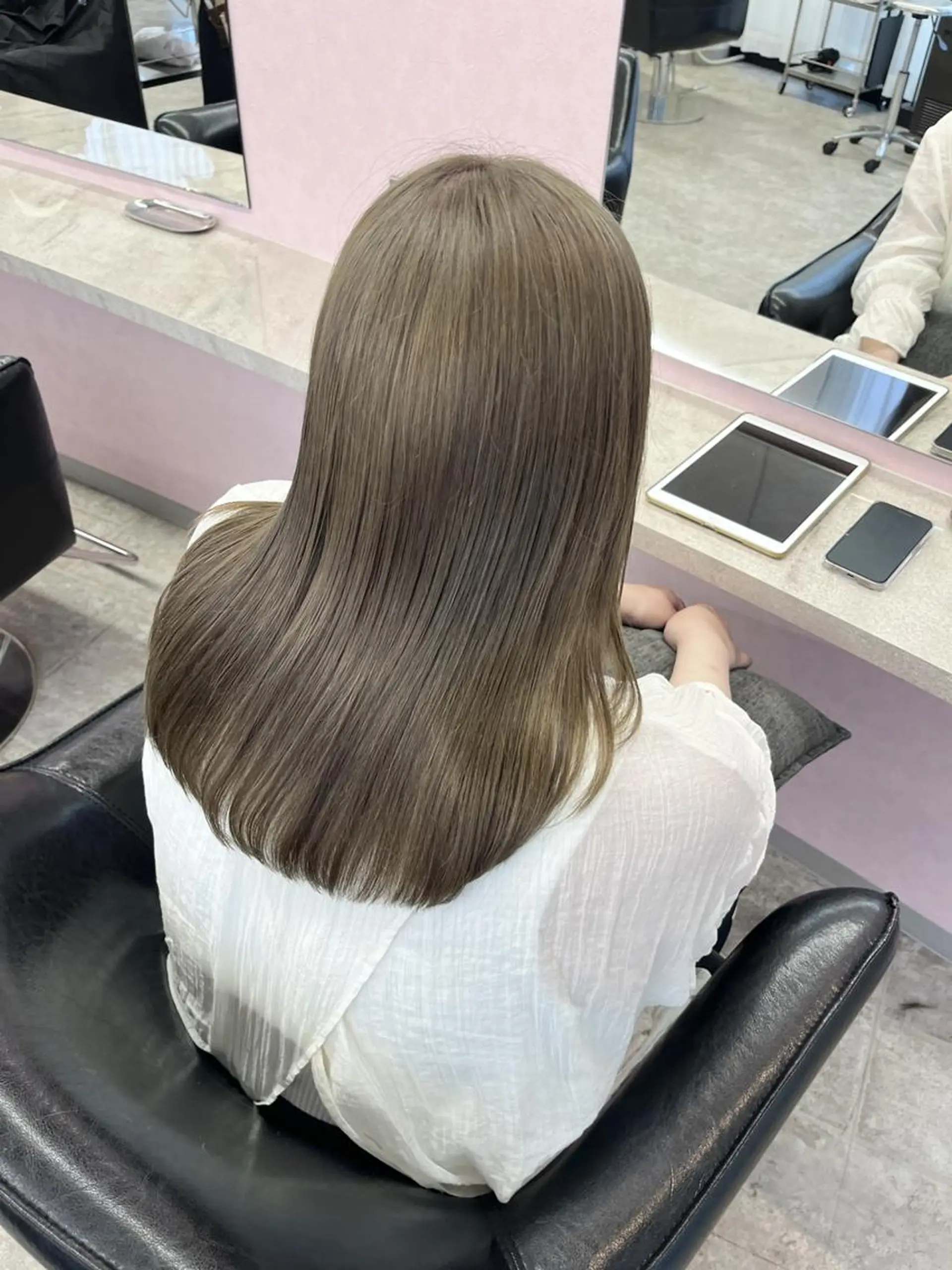 ミディアム ヘアカラー MATTY rioのヘアスタイル