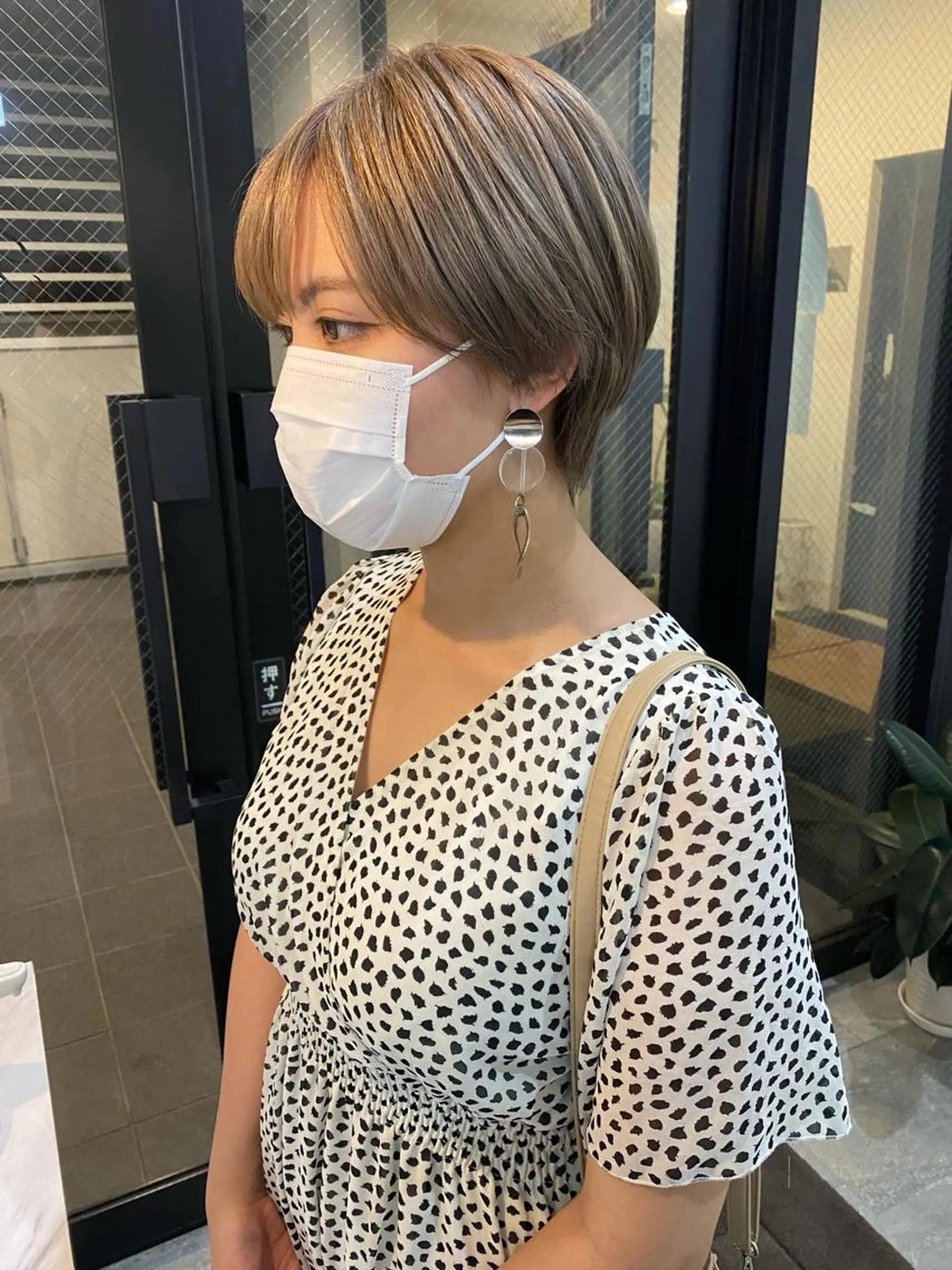 ショート カラー パーマ ヘアアレンジ メンズ キッズ ネイル マツエク・マツパ 🫧umu.🫧韓国 /レイヤー/ハッシュのヘアスタイル