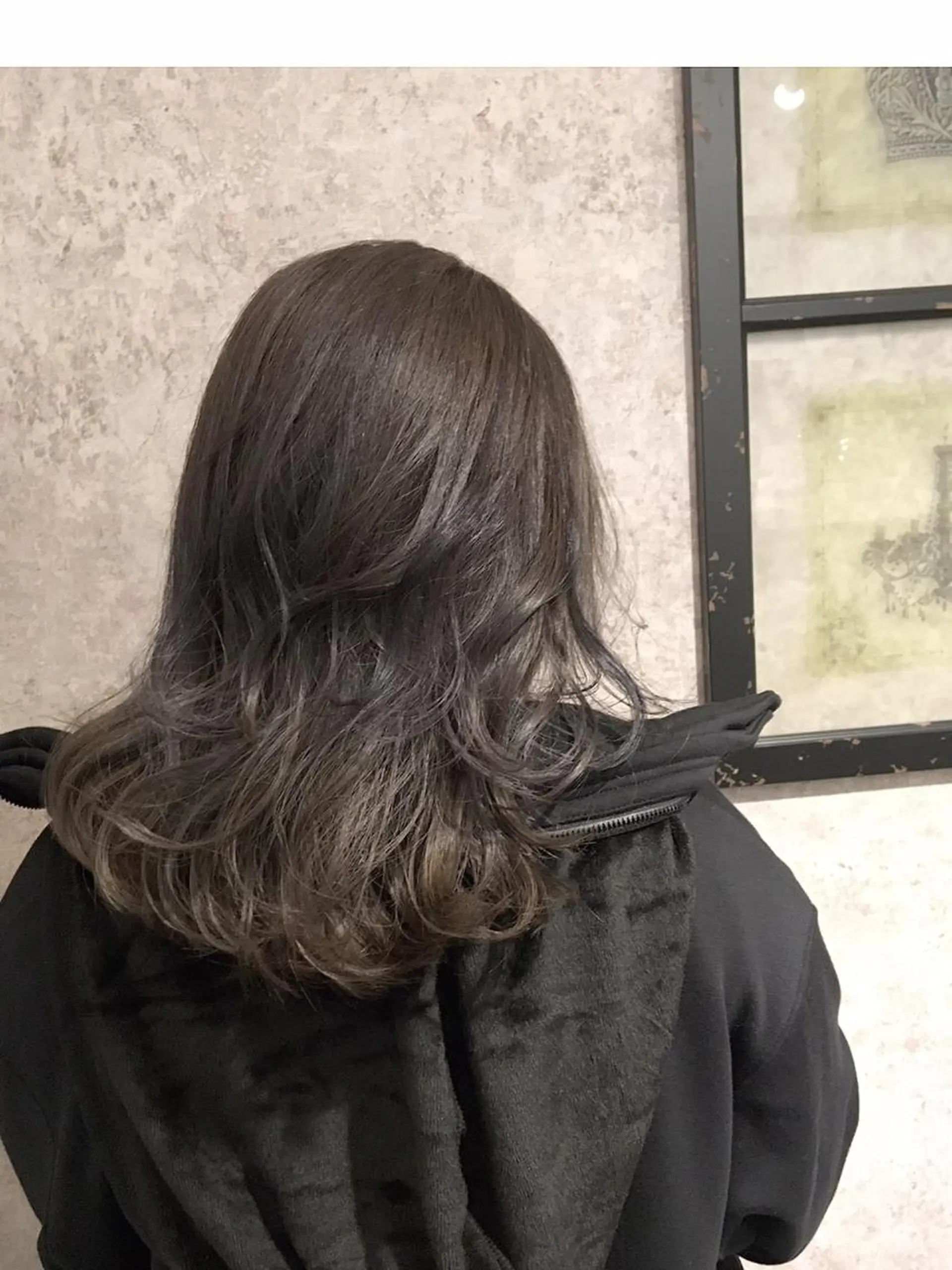 ミディアム カラー パーマ 小顔カット✨ 透明感カラー/村上のヘアスタイル