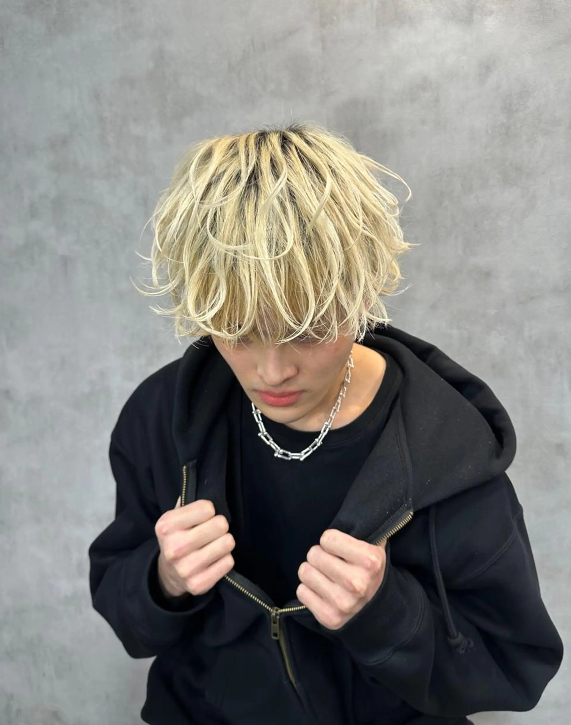 カラー ミディアム ブロンド ウルフカット ヘアカラー トリートメント ヘアセット 🔥メンズ 特化スタイリスト🔥のヘアスタイル