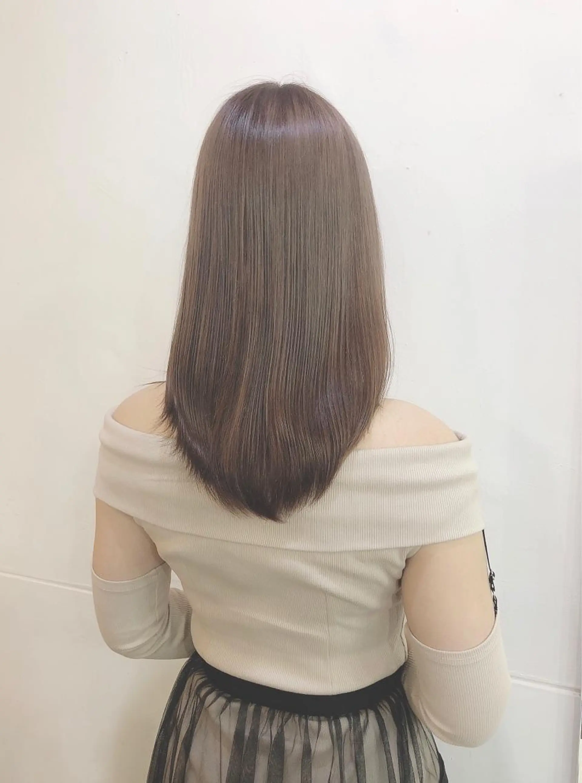 セミロング カット ヘアカラー トリートメント 吉田 典弘のヘアスタイル