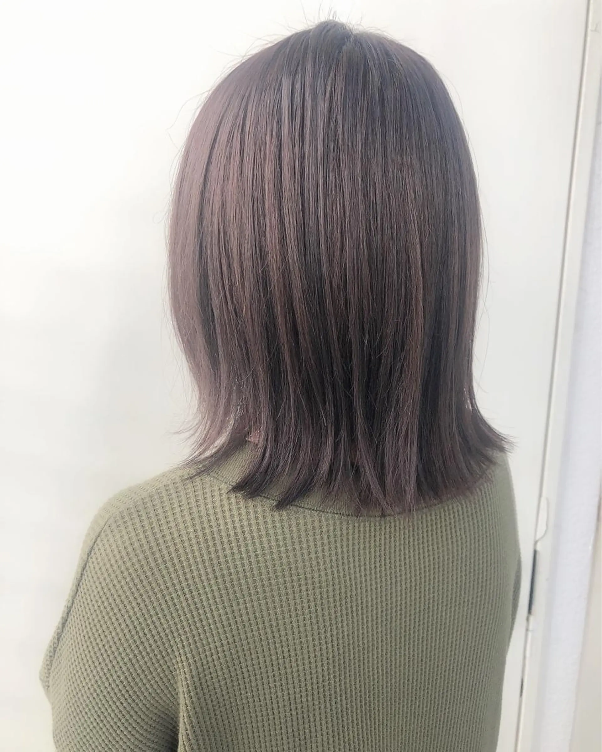 ミディアム カラー 韓国🇰🇷レイヤー 映える顔周り🩷のヘアスタイル