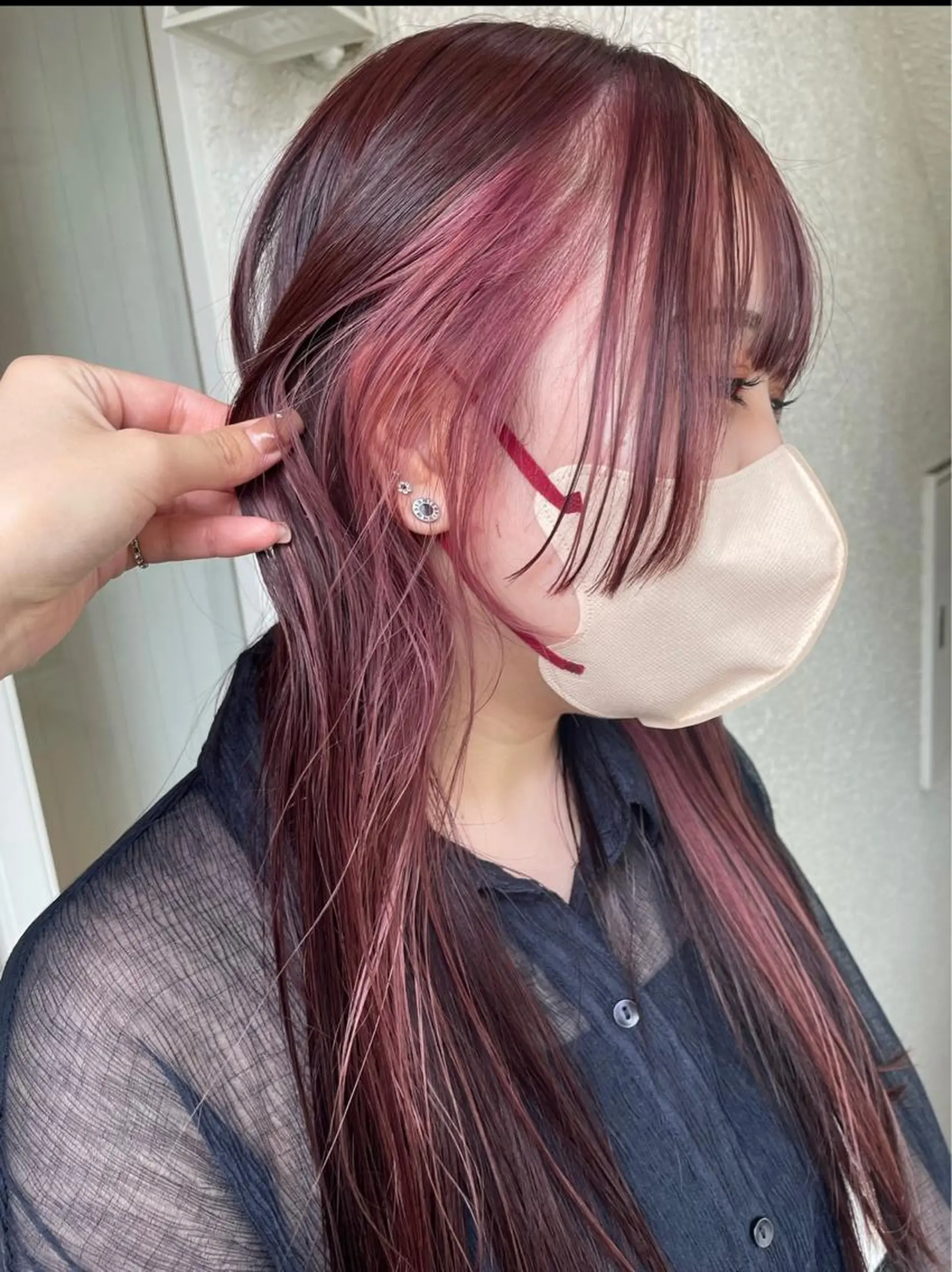 ロング カラー インナーカラー ピンクカラー レッドカラー レイヤー/透明感 カラー/Tamakiのヘアスタイル