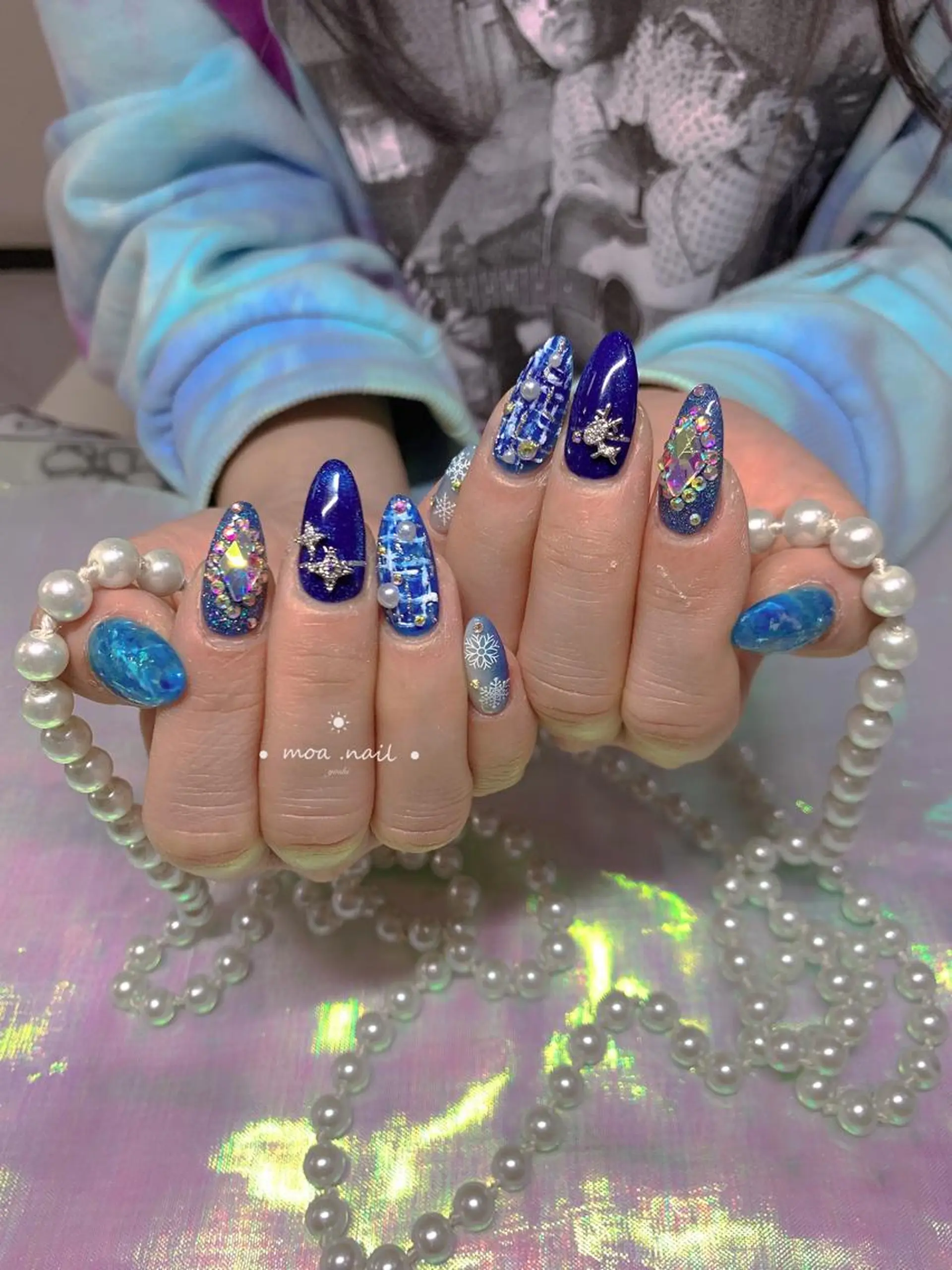 ネイル MoaNail🫶 Yoshiのネイルデザイン