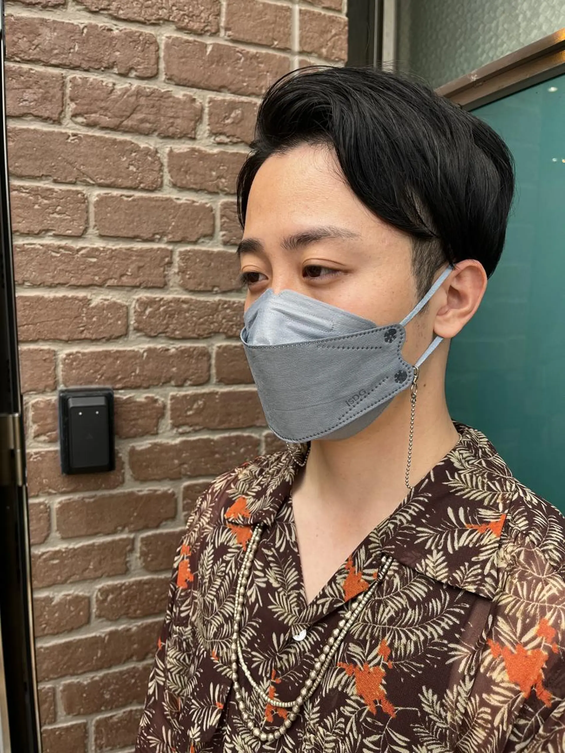 ミディアム メンズ ミディアムパーマ メンズパーマ ケアカラー ピンクブラウン 外国人風カラー 久木原 ゆりのヘアスタイル