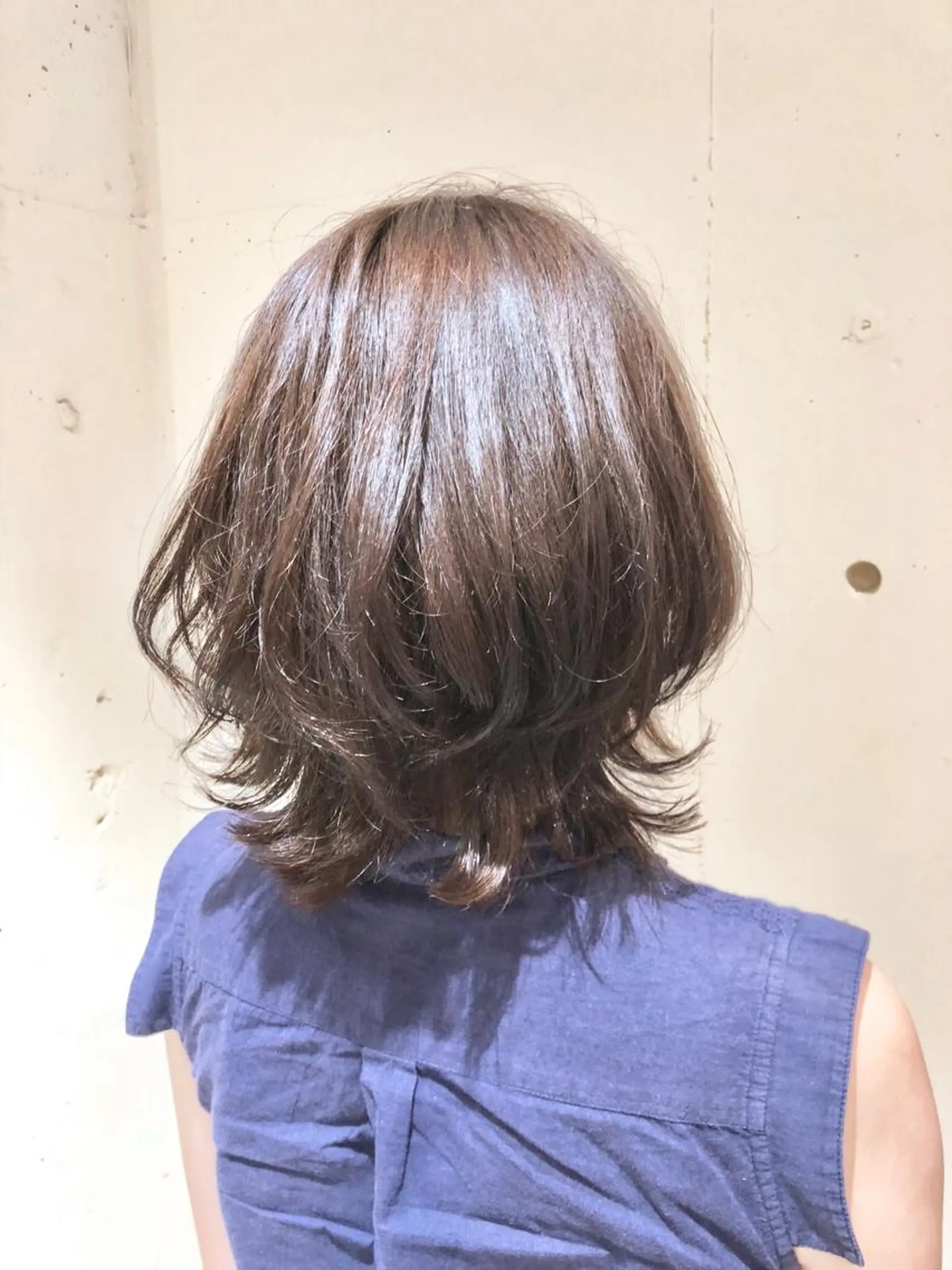 ミディアム カラー パーマ ヘアアレンジ ミディアムパーマ バレイヤージュ 黒髪 グラデーションカラー グレージュ 【ツヤ髪美容師】 ツダケイスケのヘアスタイル