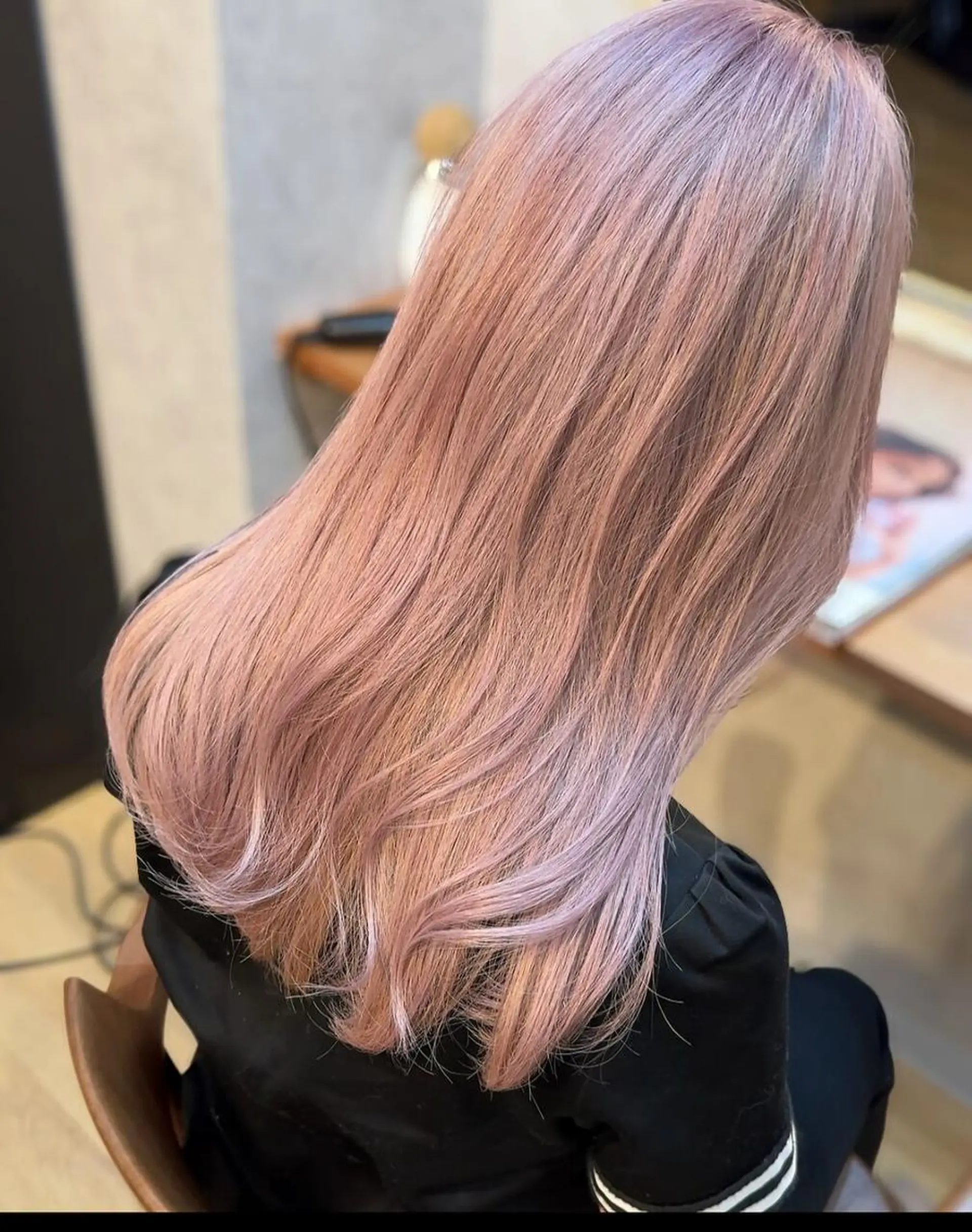 ロング カット ヘアカラー トリートメント ❣️ハイトーン❣️ BLUE&Co.のヘアスタイル