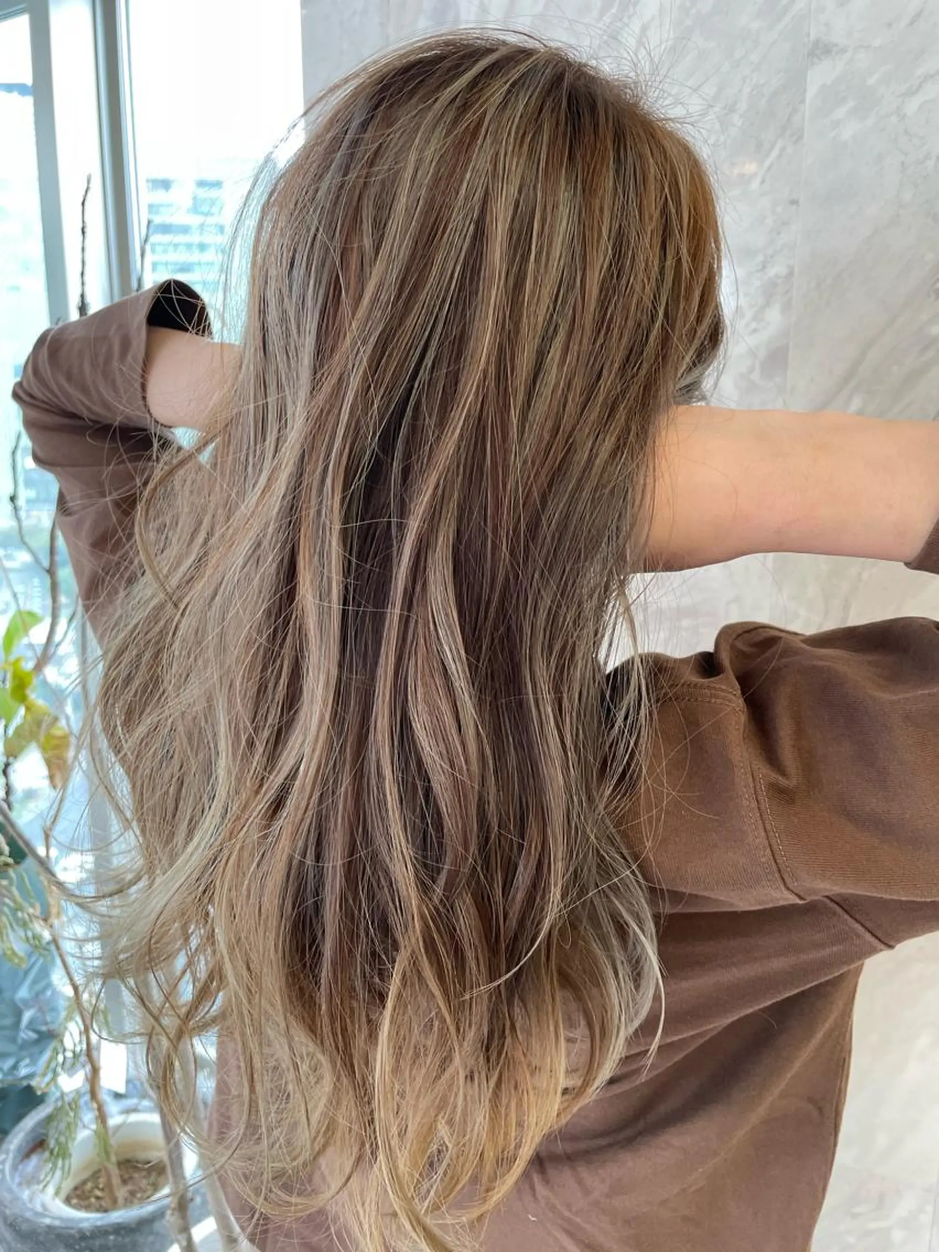 ロング カラー ヘアカラー トリートメント 島本 燎のヘアスタイル