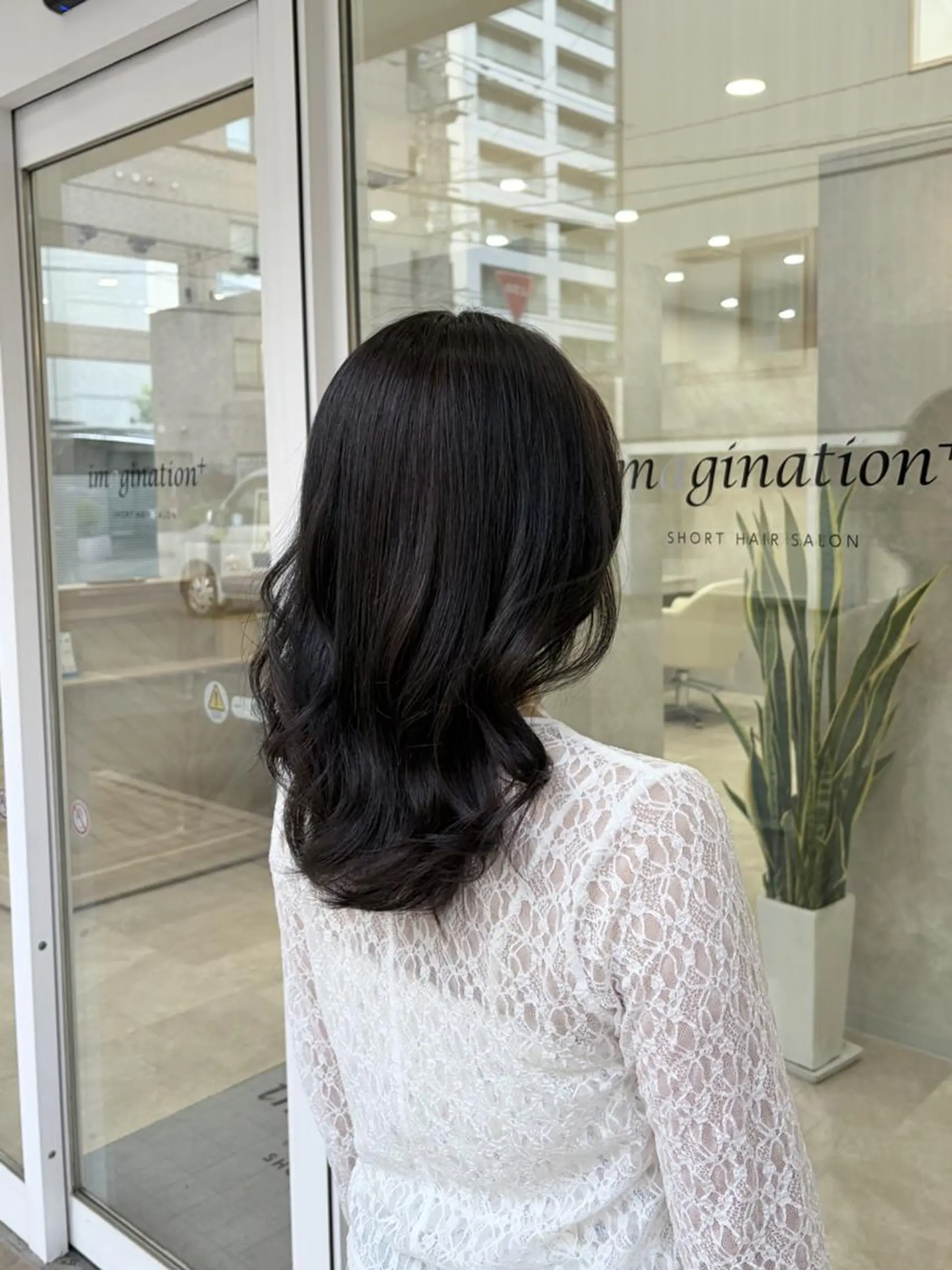 セミロング 韓国ヘアケアブリーチ 莉奈のヘアスタイル
