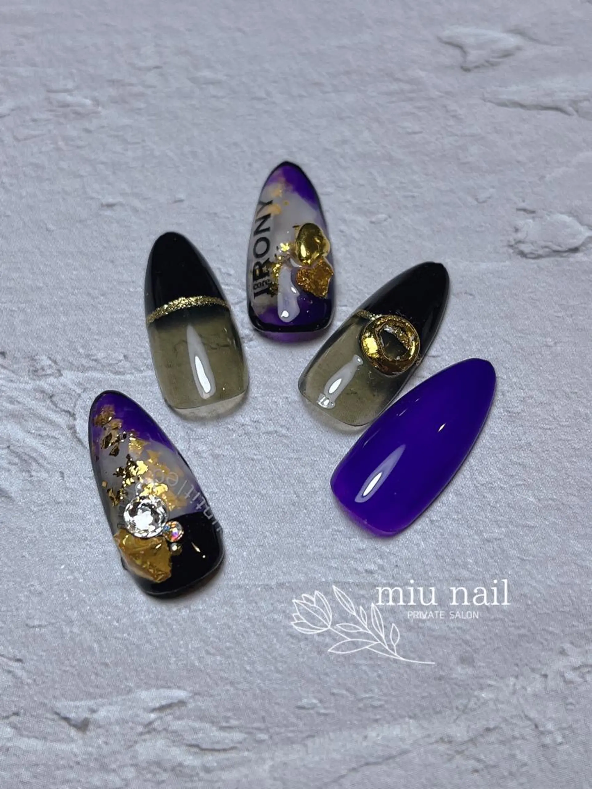 ネイル 杉本 孝美のネイルデザイン