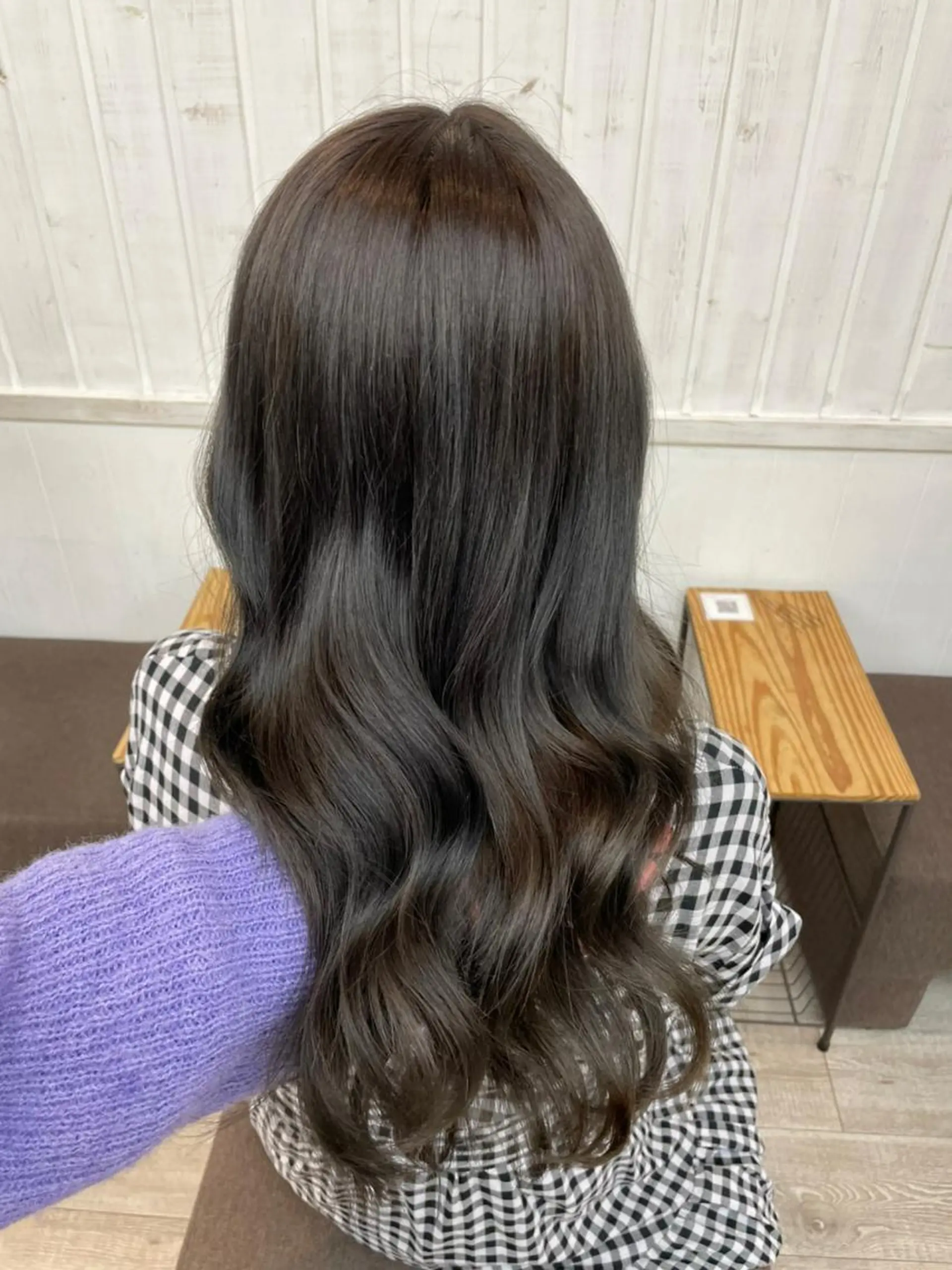 ミディアム カラー パーマ ヘアアレンジ アディクシーカラー ケアカラー 髪質改善 トリートメント ストレートパーマ カット ヘアカラー トリートメント ヘアケア特化型サロン newi 梅田のヘアスタイル