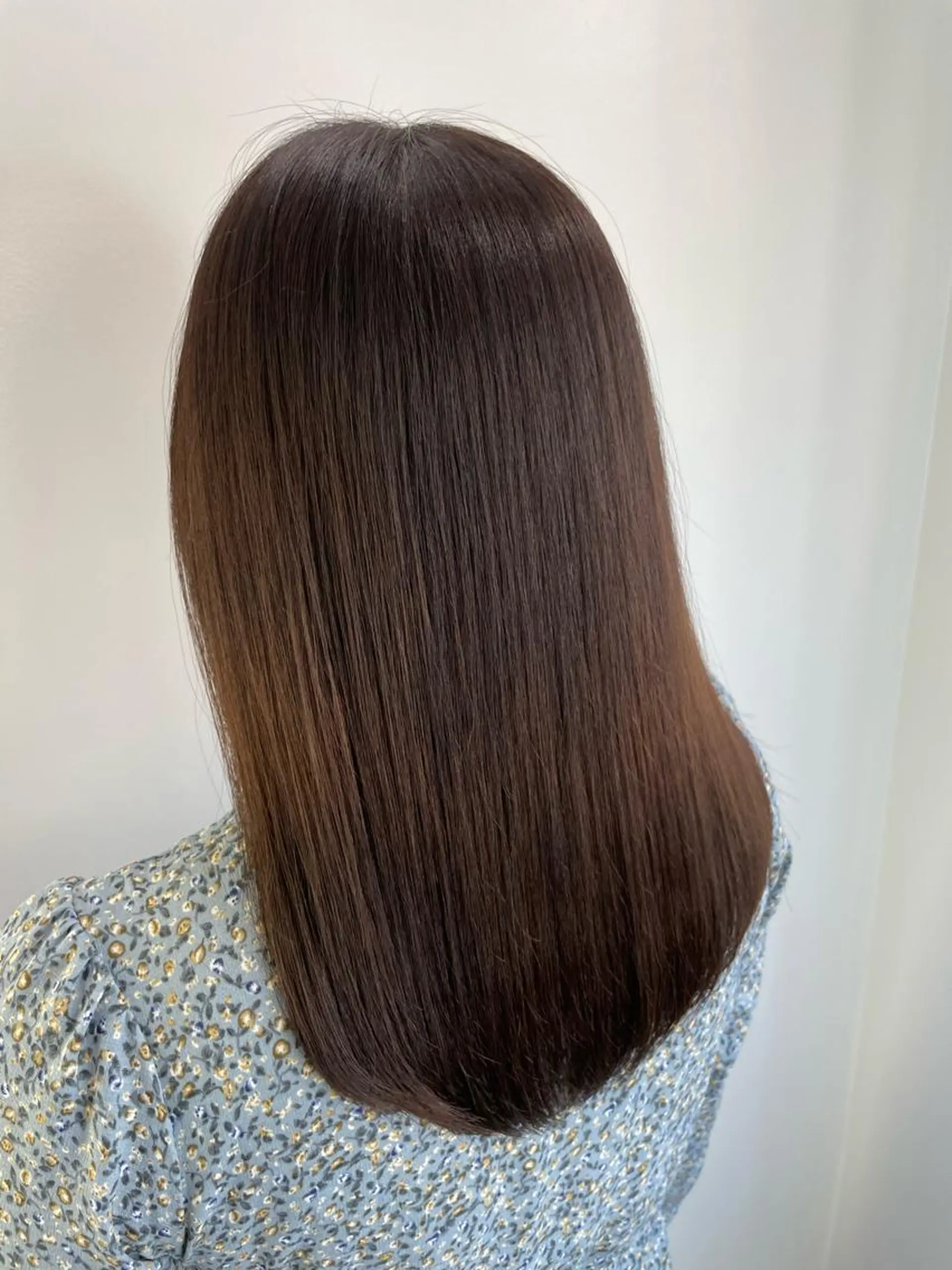 ロング カット 縮毛矯正 🧨ブリーチー×ボブ レイヤー💎じゅえるのヘアスタイル