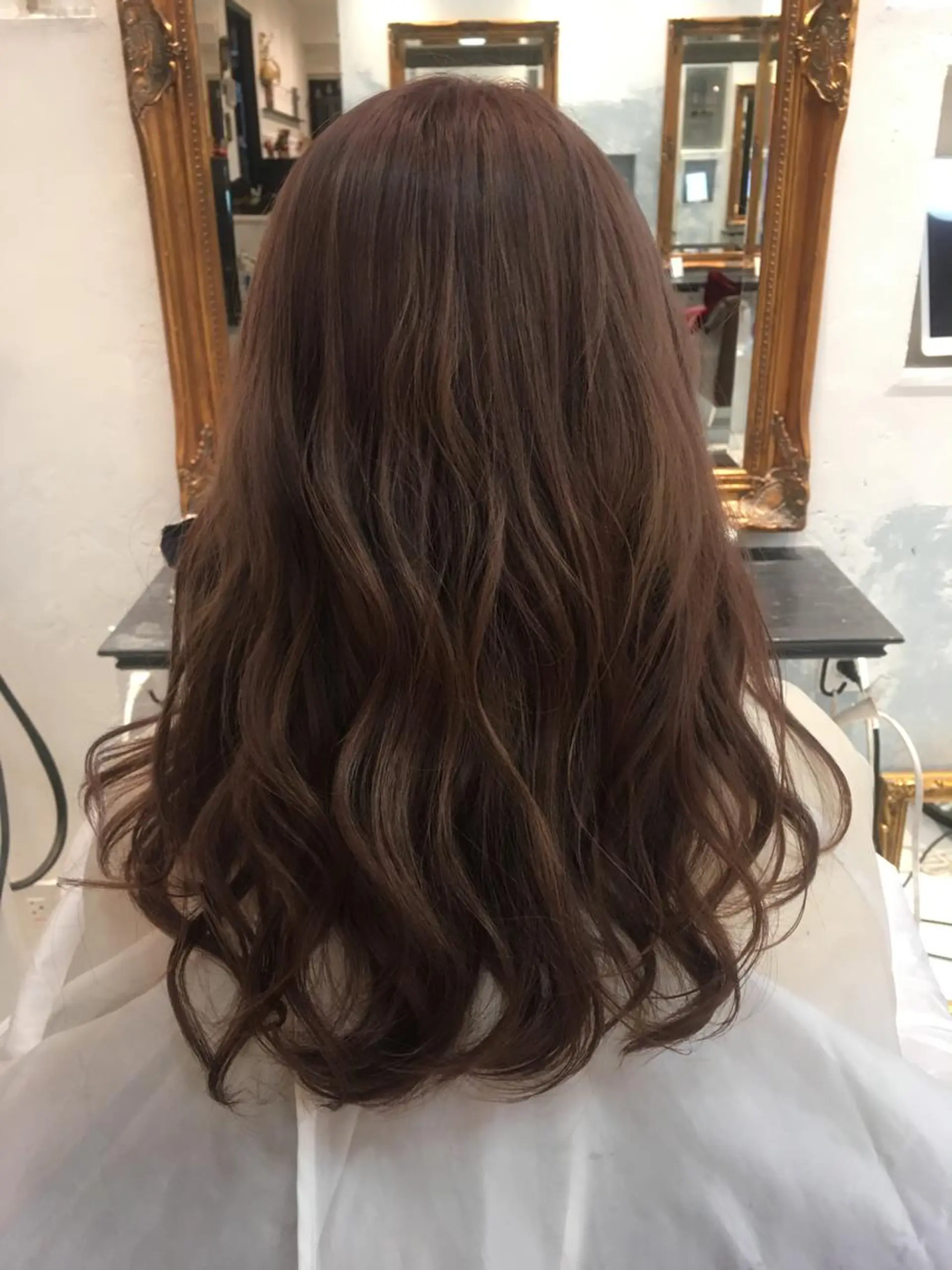 ロング カラー ブリーチ ブラウンカラー ピンクカラー ピンクブラウン sato manamiのヘアスタイル