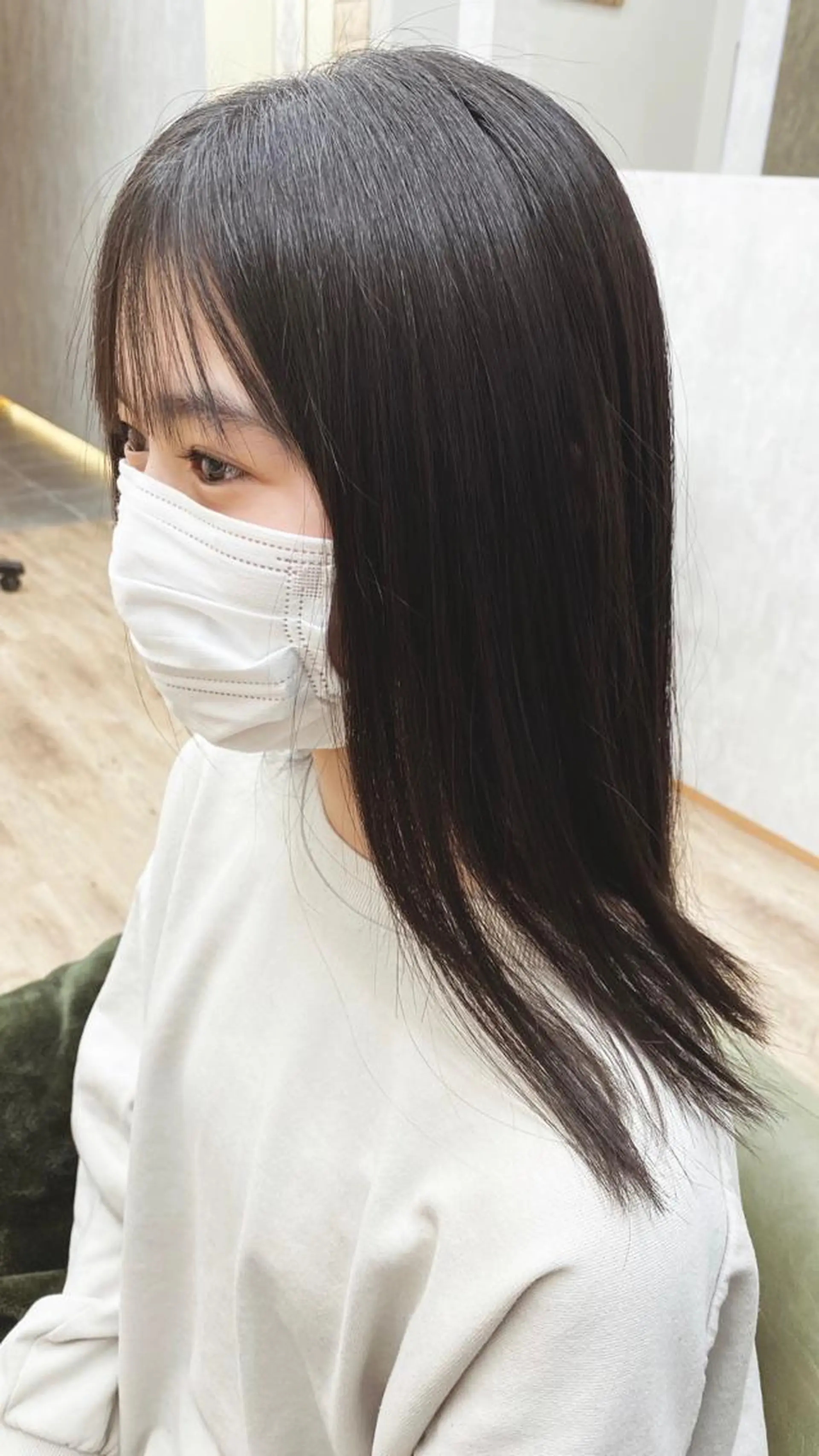 セミロング 藤田 沙織のヘアスタイル
