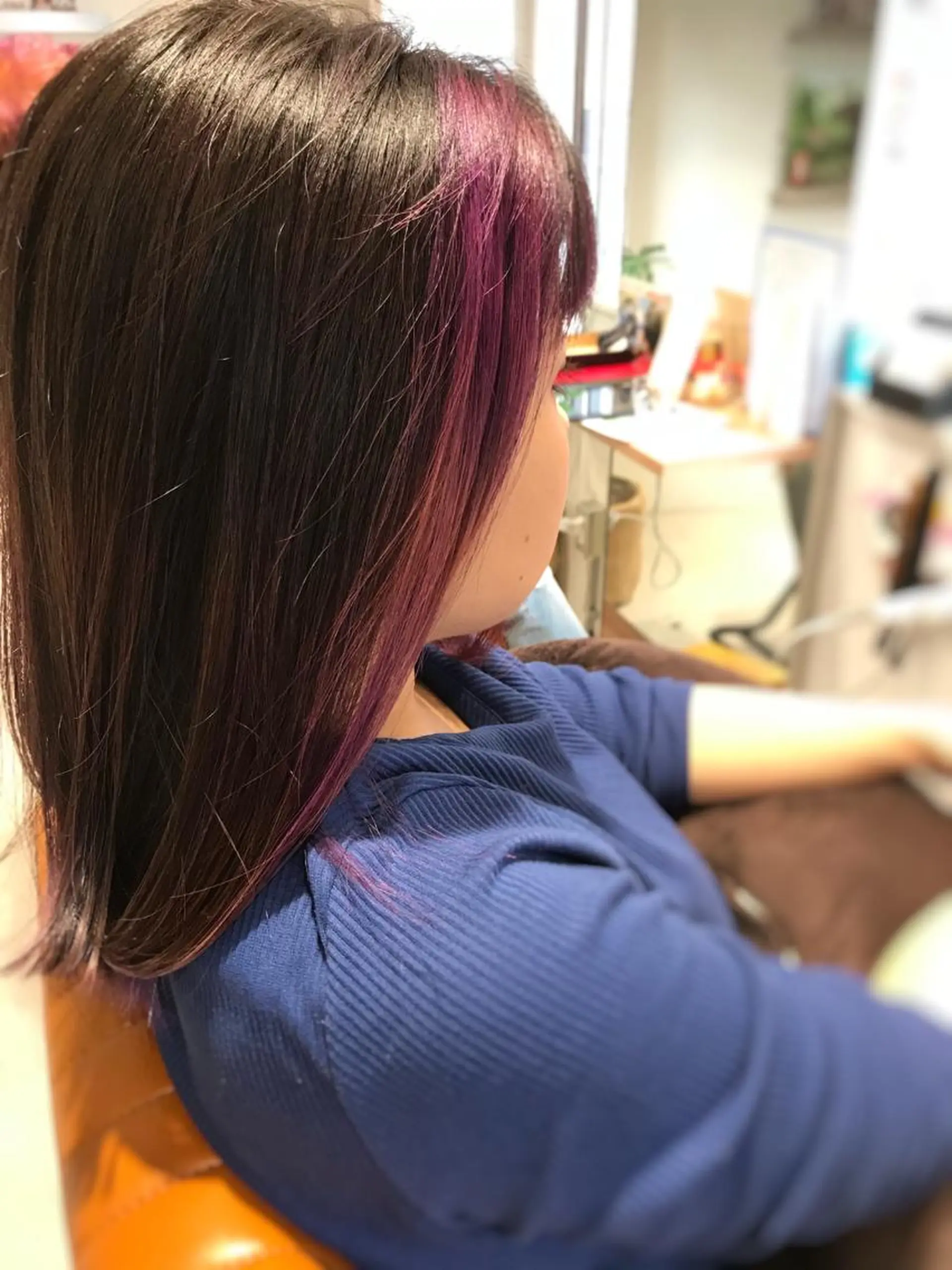 ミディアム パープルカラー 代表　しみず としやのヘアスタイル