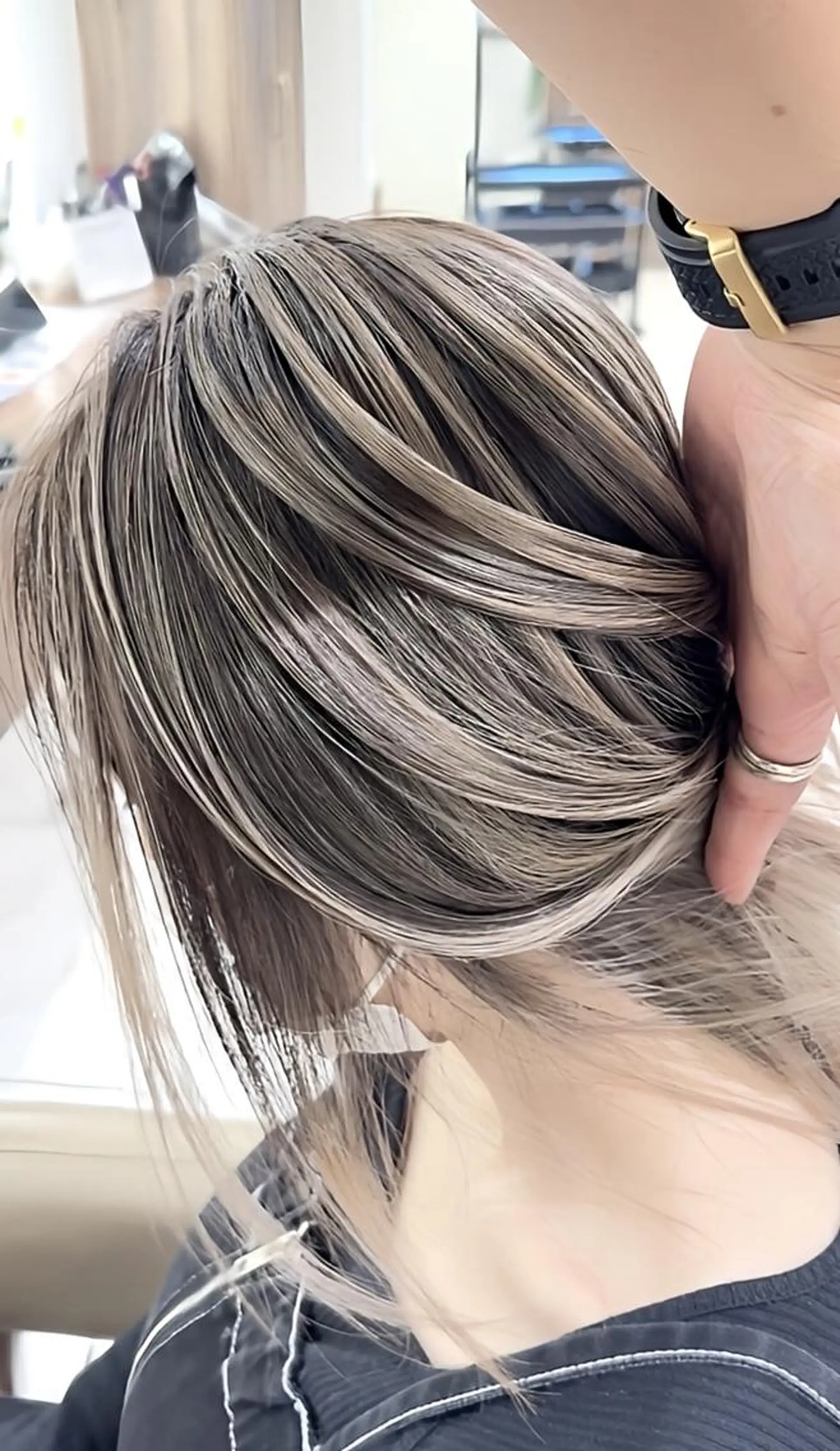 ロング カラー バレイヤージュ 髪質改善 レイヤーカット カット ヘアカラー トリートメント 山崎俊輔/髪質改善 /バレイヤージュのヘアスタイル