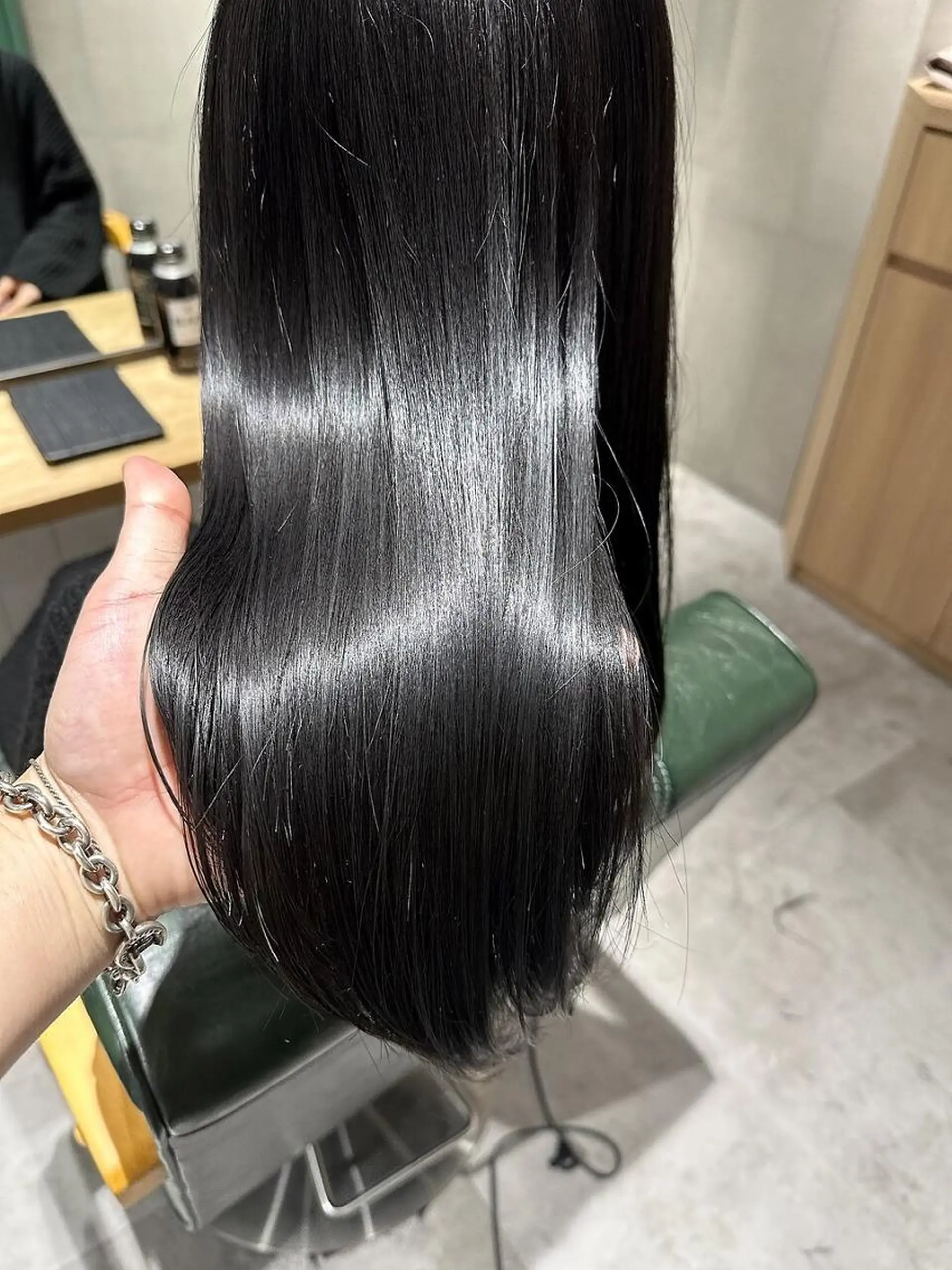 ロング 髪質改善 縮毛矯正 トリートメント arts茅ヶ崎 エリアNO1髪質改善のヘアスタイル