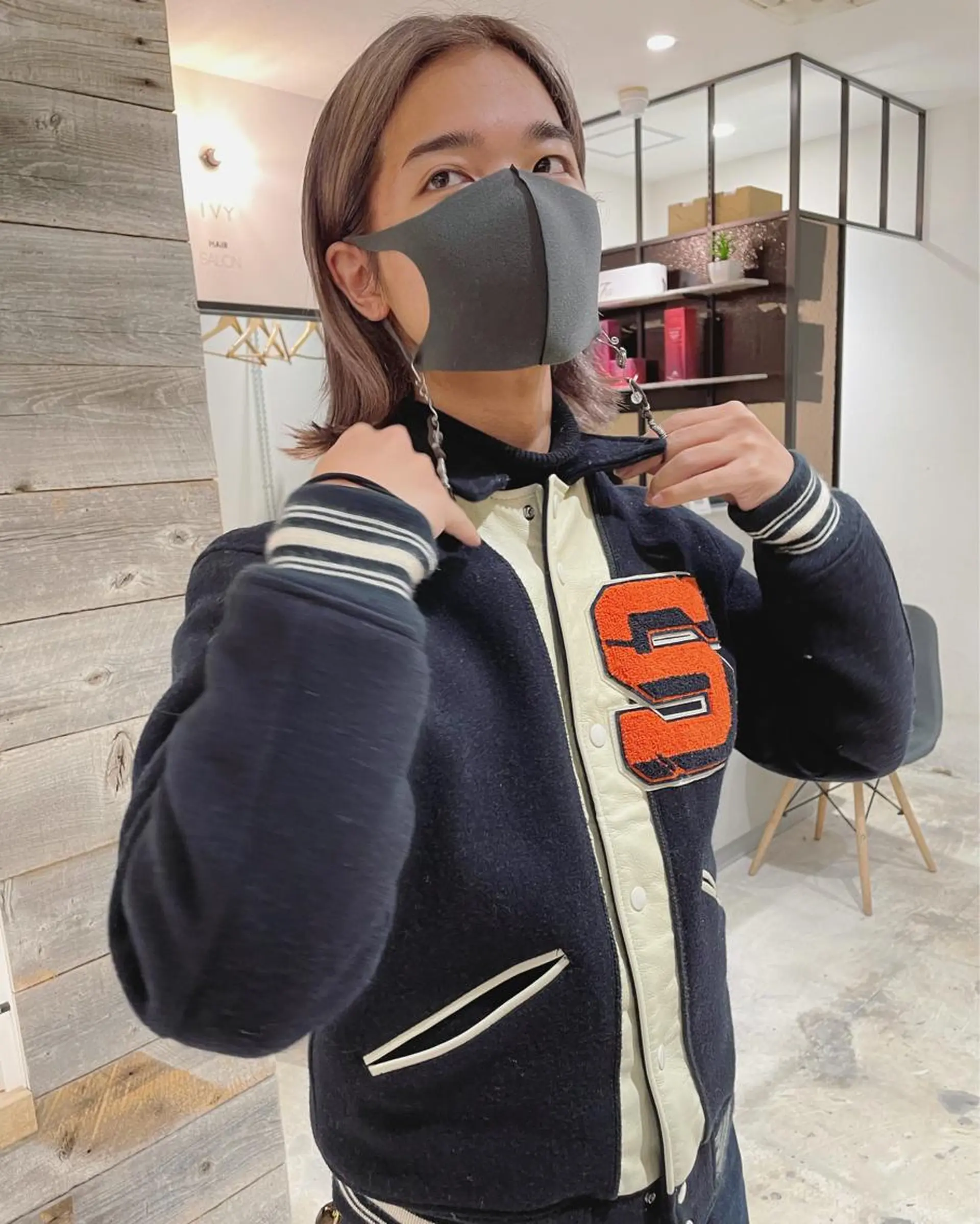 ショート カラー メンズ メンズブリーチ アッシュ ベージュカラー ブリーチ ボブ カット ヘアカラー トリートメント 村上雅人 ナチュラルモードのヘアスタイル