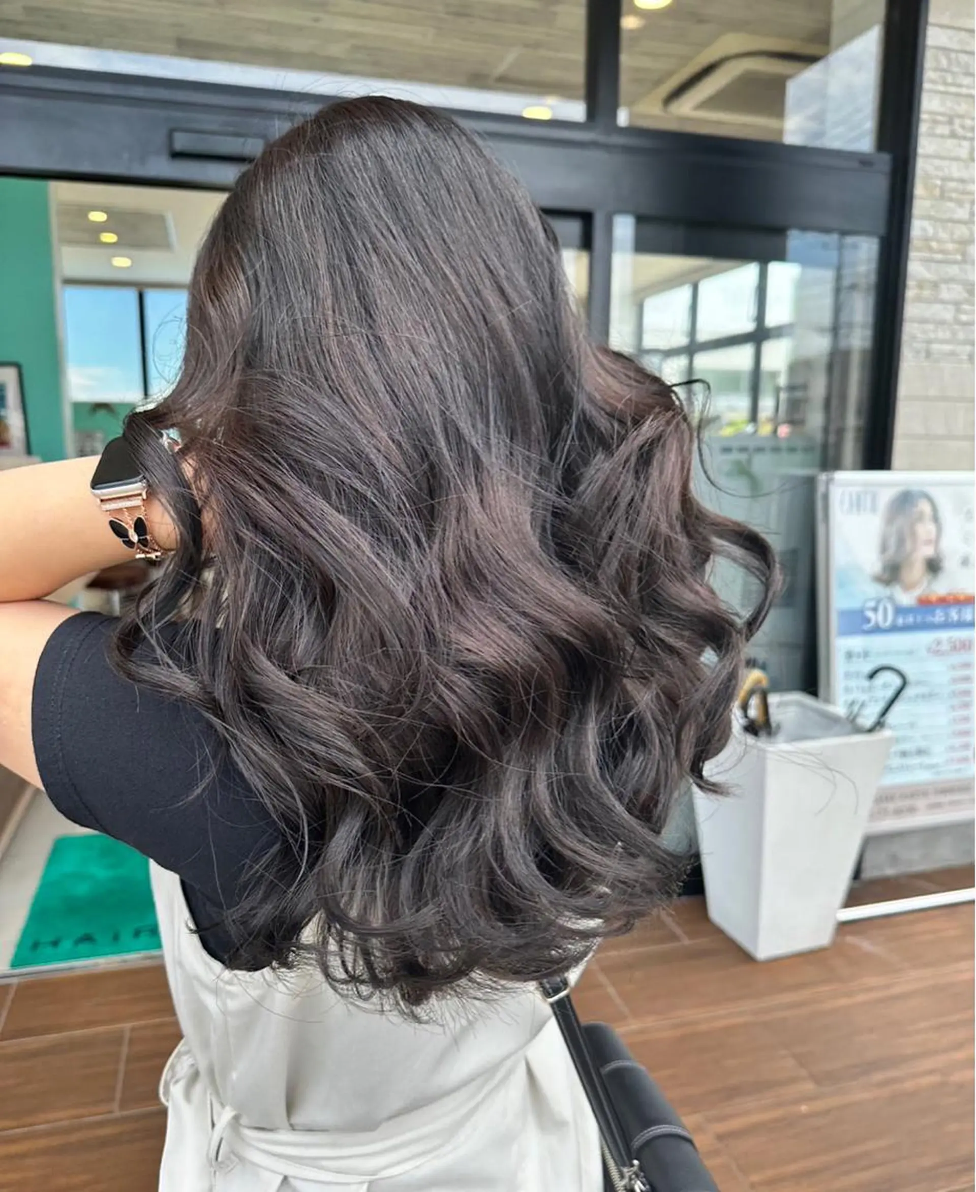 ロング アッシュ soen by HEADLIGHT 橘通所属・AOI soenのヘアスタイル