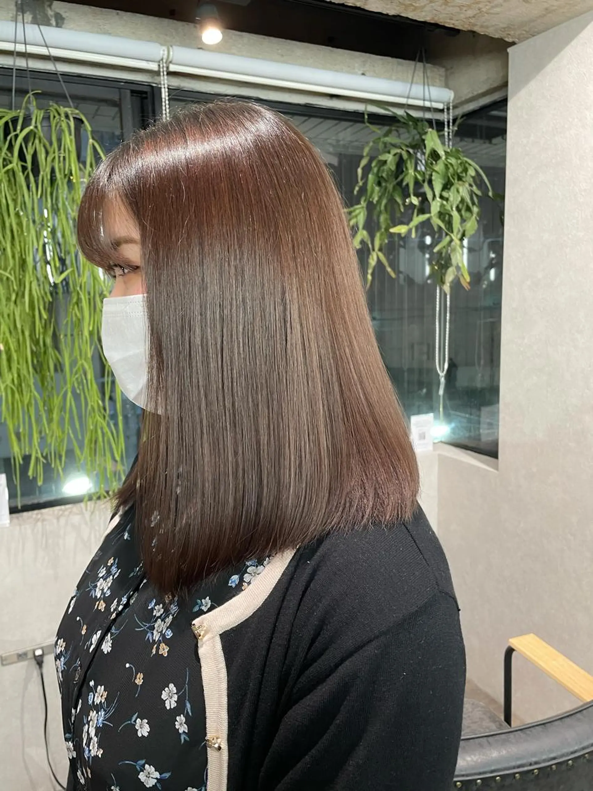 セミロング カラー 髪質改善 トリートメント ヘアカラー トリートメント ナチュラル透明感🌱 小山美樹子のヘアスタイル