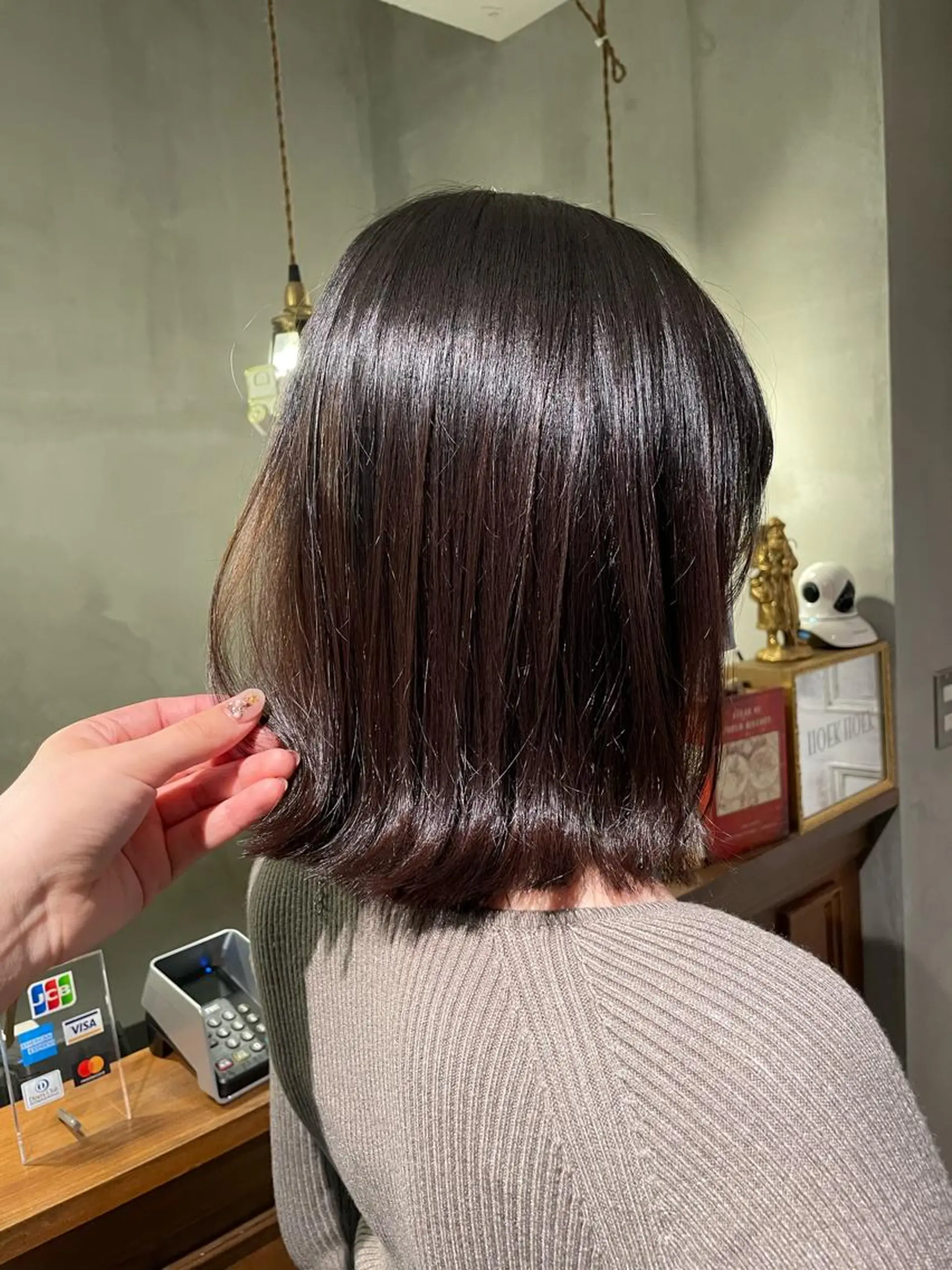 セミロング 中村 彩乃のヘアスタイル