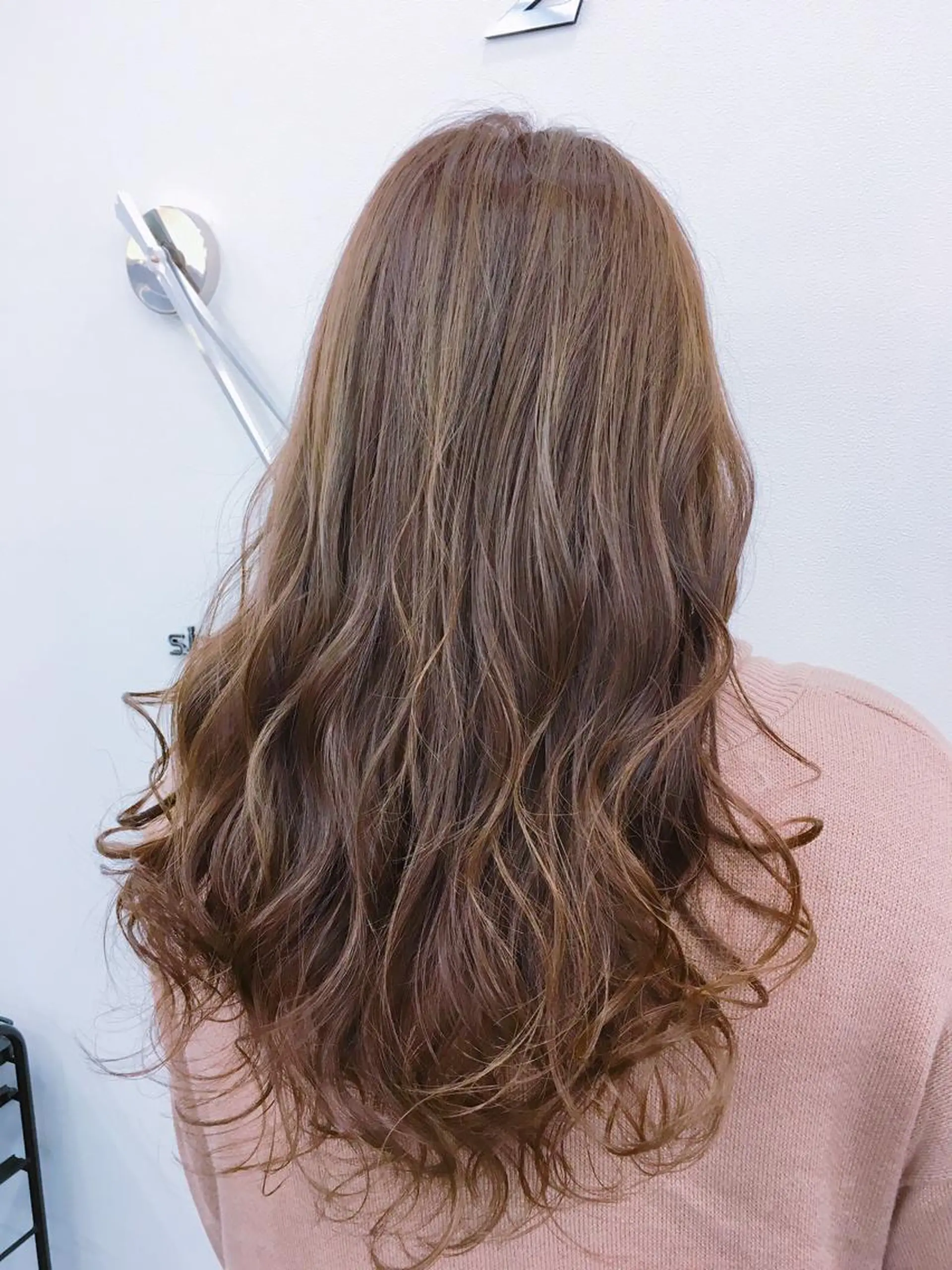 ミディアム カラー ベージュカラー ヘアカラー トリートメント 大塚 貴之のヘアスタイル