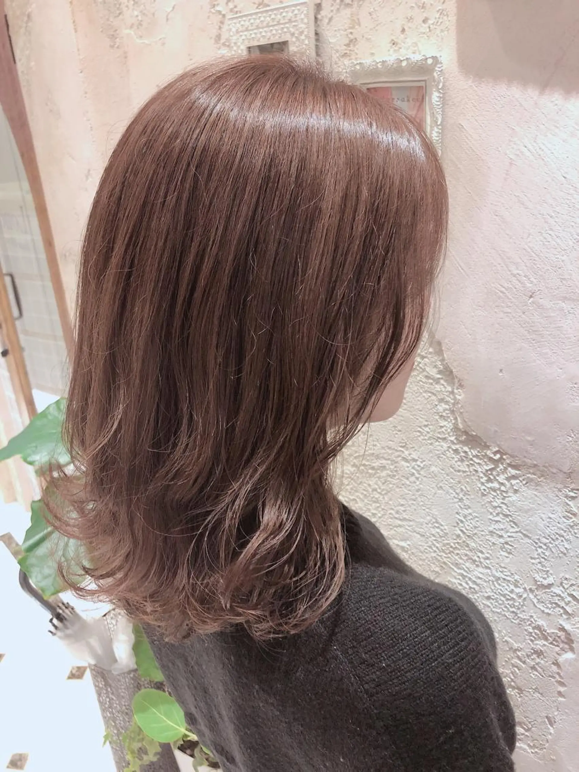 ミディアム カット ヘアカラー トリートメント 代表山口ひな 髪質改善のプロのヘアスタイル