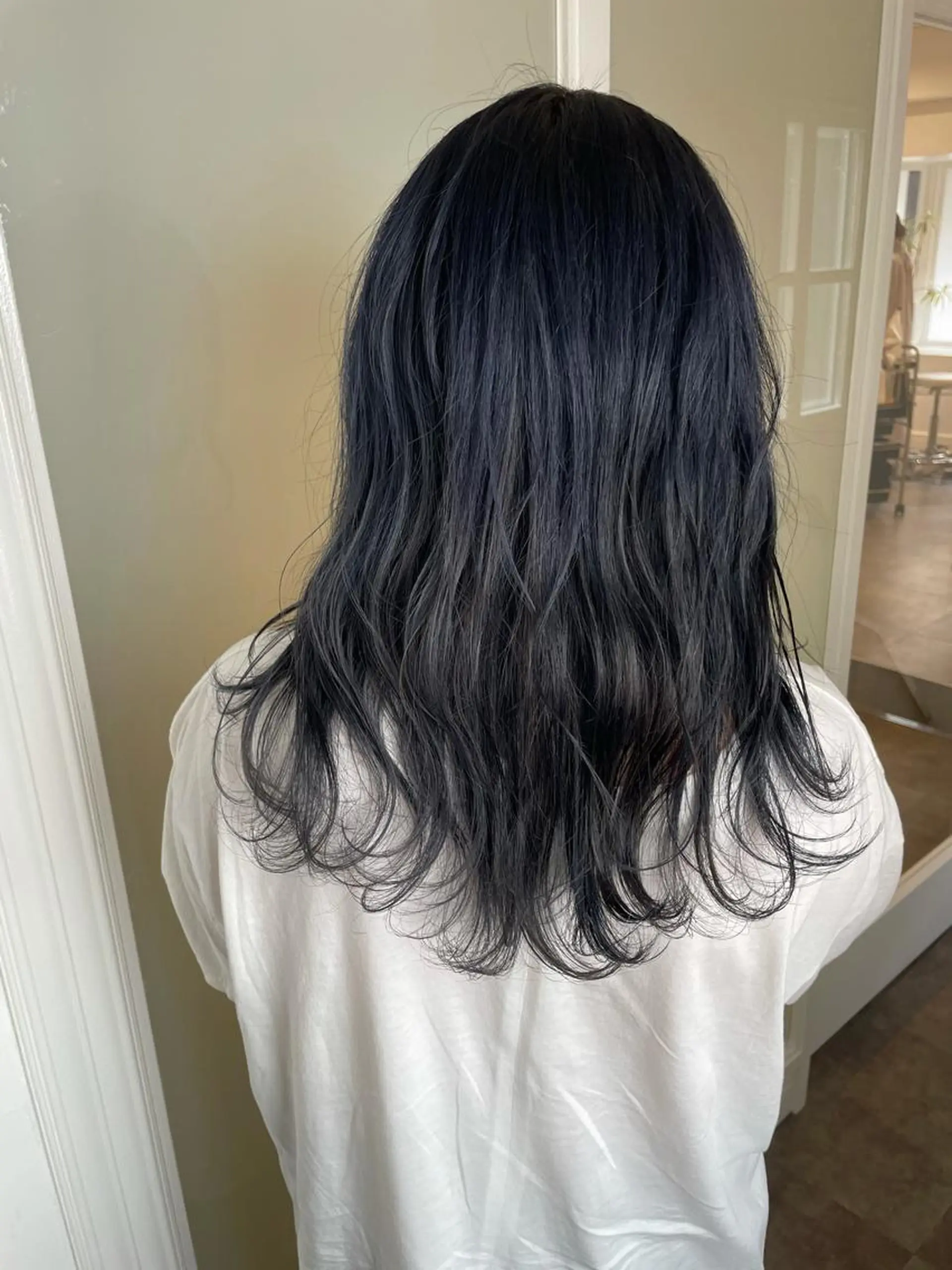 ミディアム カラー ブリーチ ブルーカラー パープルカラー . AYUKAのヘアスタイル