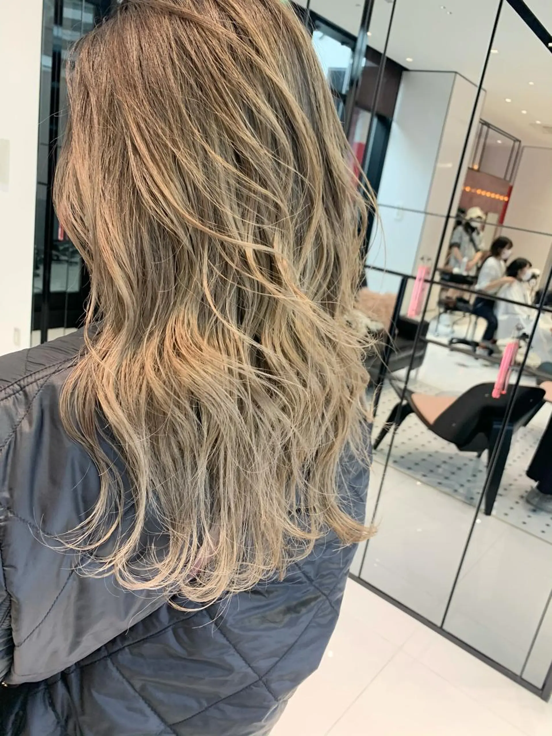 ロング 【ミニモ公認】*似合 わせ職人*滝田拳史のヘアスタイル