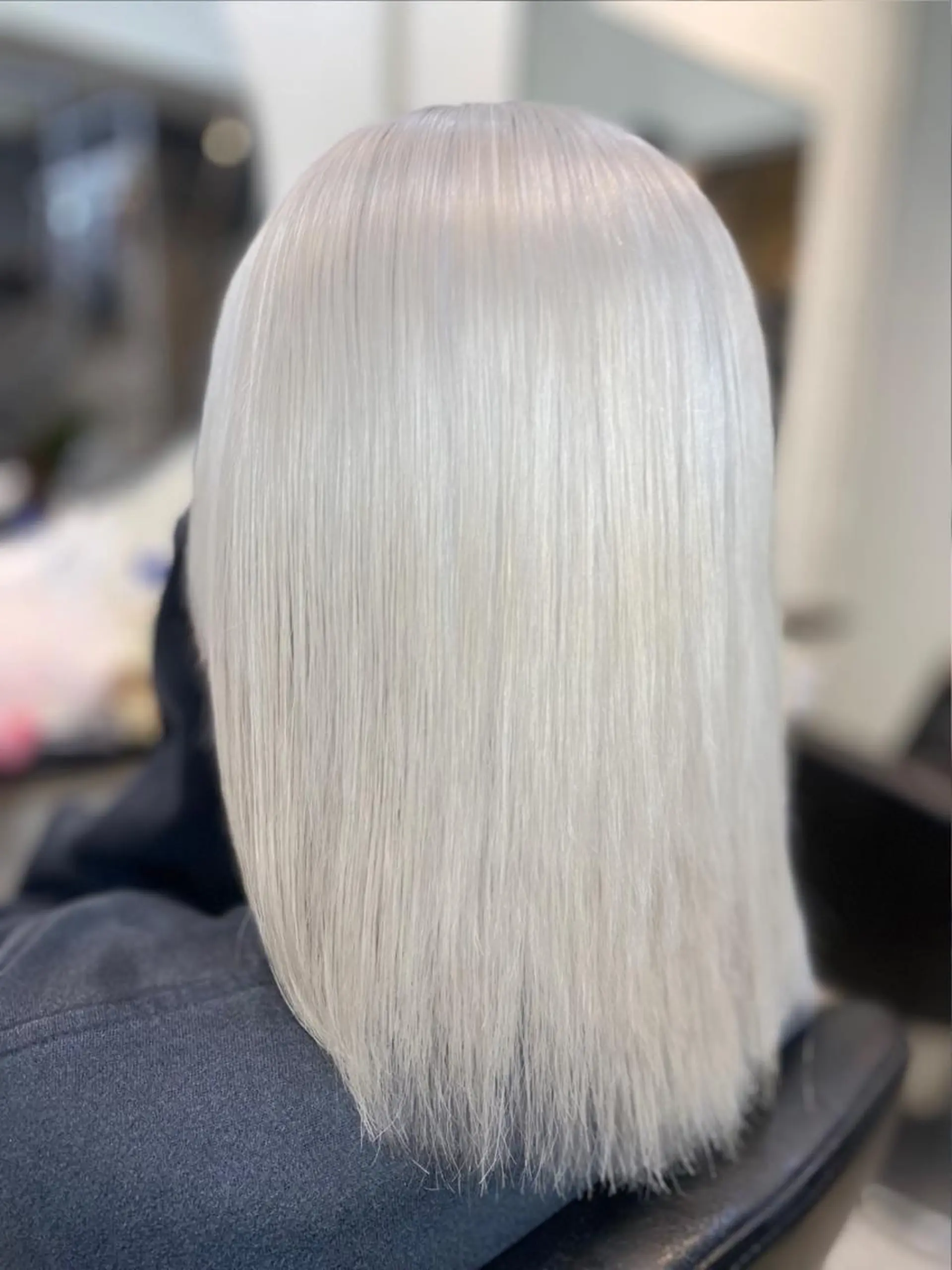 ミディアム カラー ブリーチ 魅力引き出しヘア🐾 るくものヘアスタイル