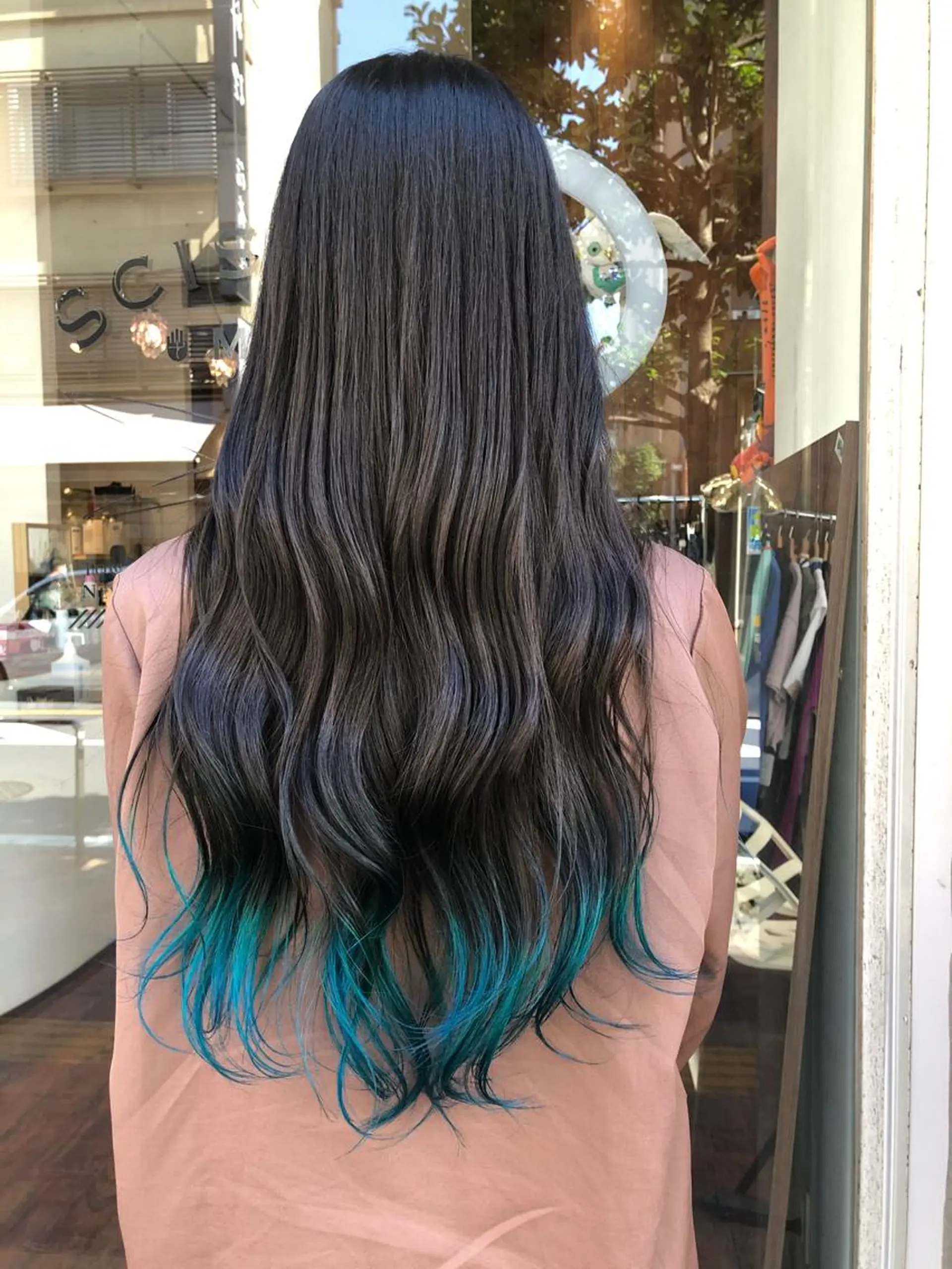 ロング カラー カット ヘアカラー トリートメント CoCooN minamiのヘアスタイル