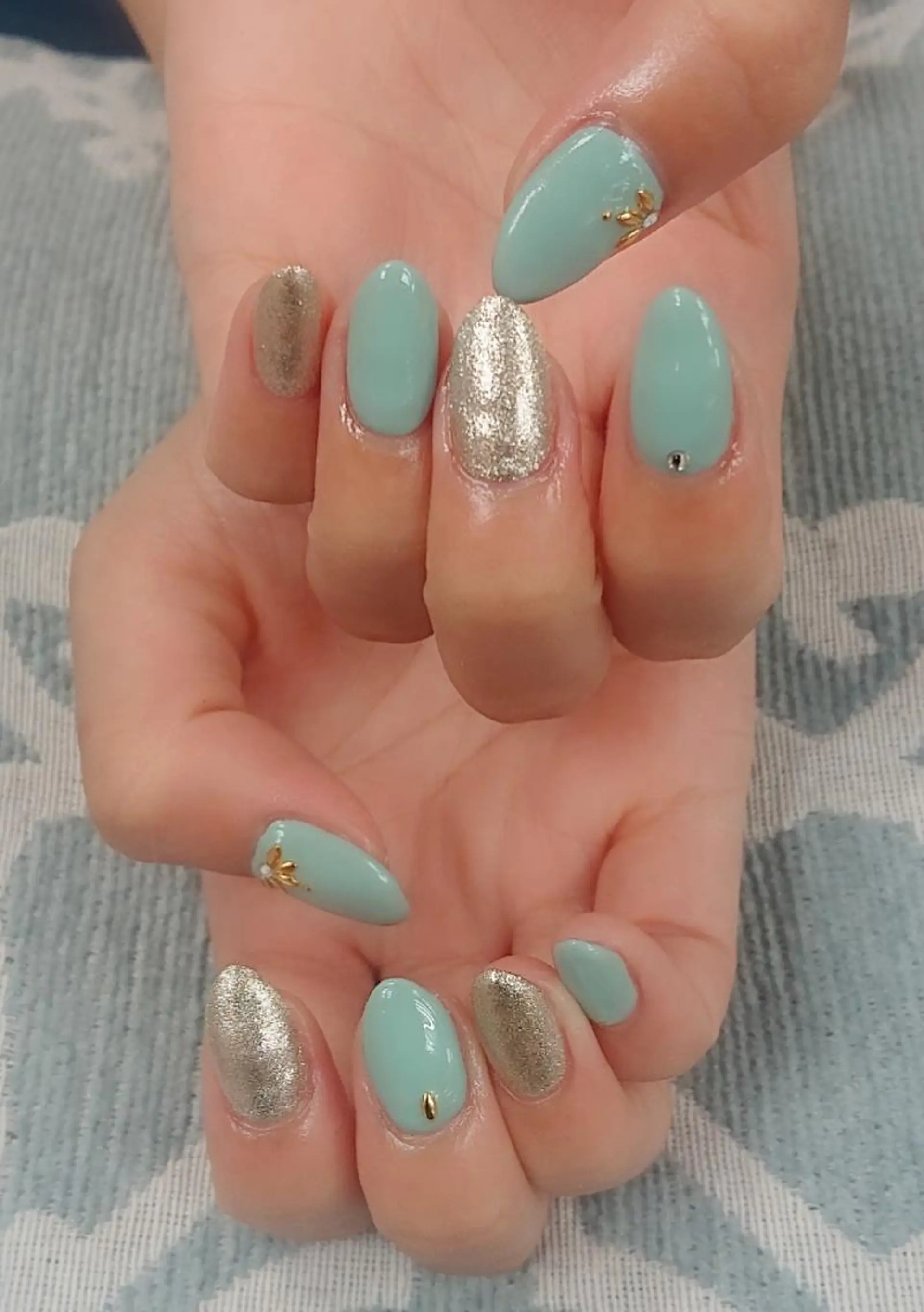 ネイル 🍒当日もOK🍒 𝑳𝑼𝑵𝑨花井のネイルデザイン