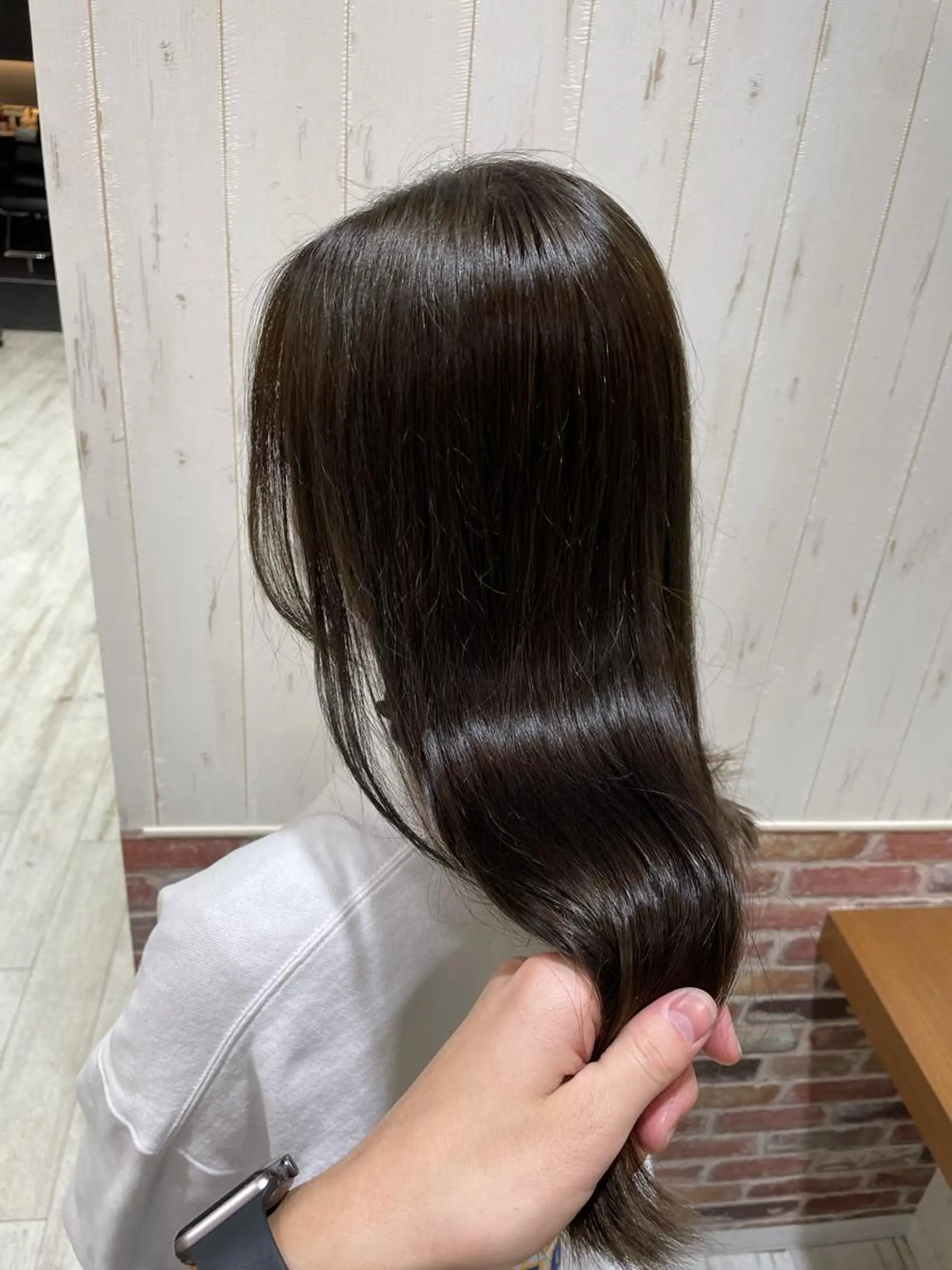 ミディアム カラー アディクシーカラー バレイヤージュ ブリーチ ダブルカラー イヤリングカラー ヘアカラー 中嶋 紘夢のヘアスタイル