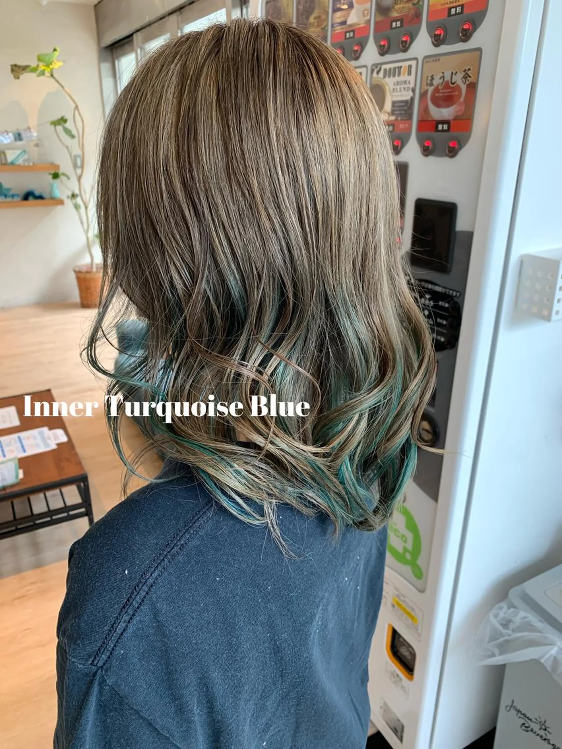 ミディアム カラー ブルーカラー 大和市の白髪ぼかし 職人￤柳川拓哉のヘアスタイル