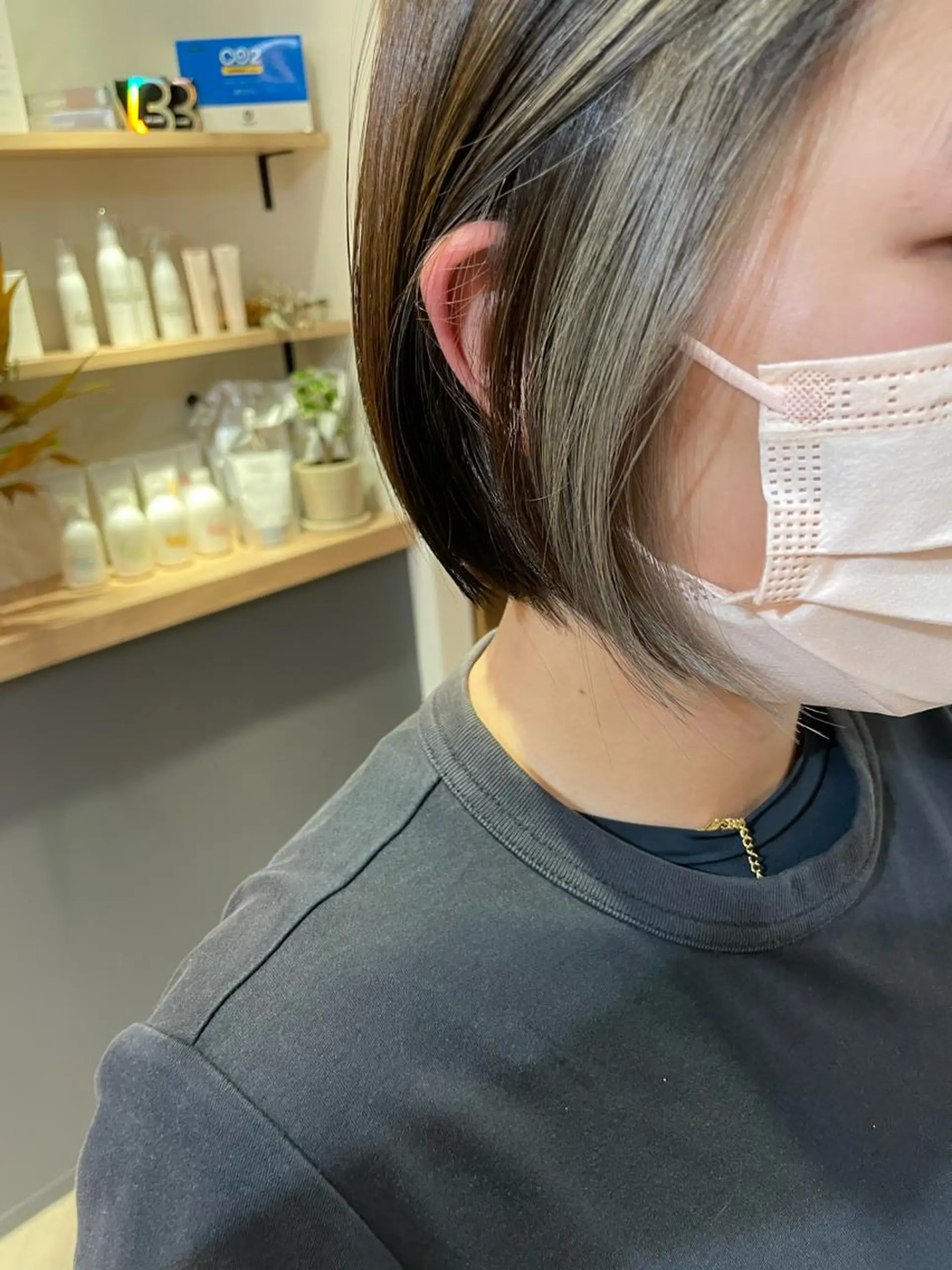 ショート カラー FLAWEN.所属・akane .のヘアスタイル