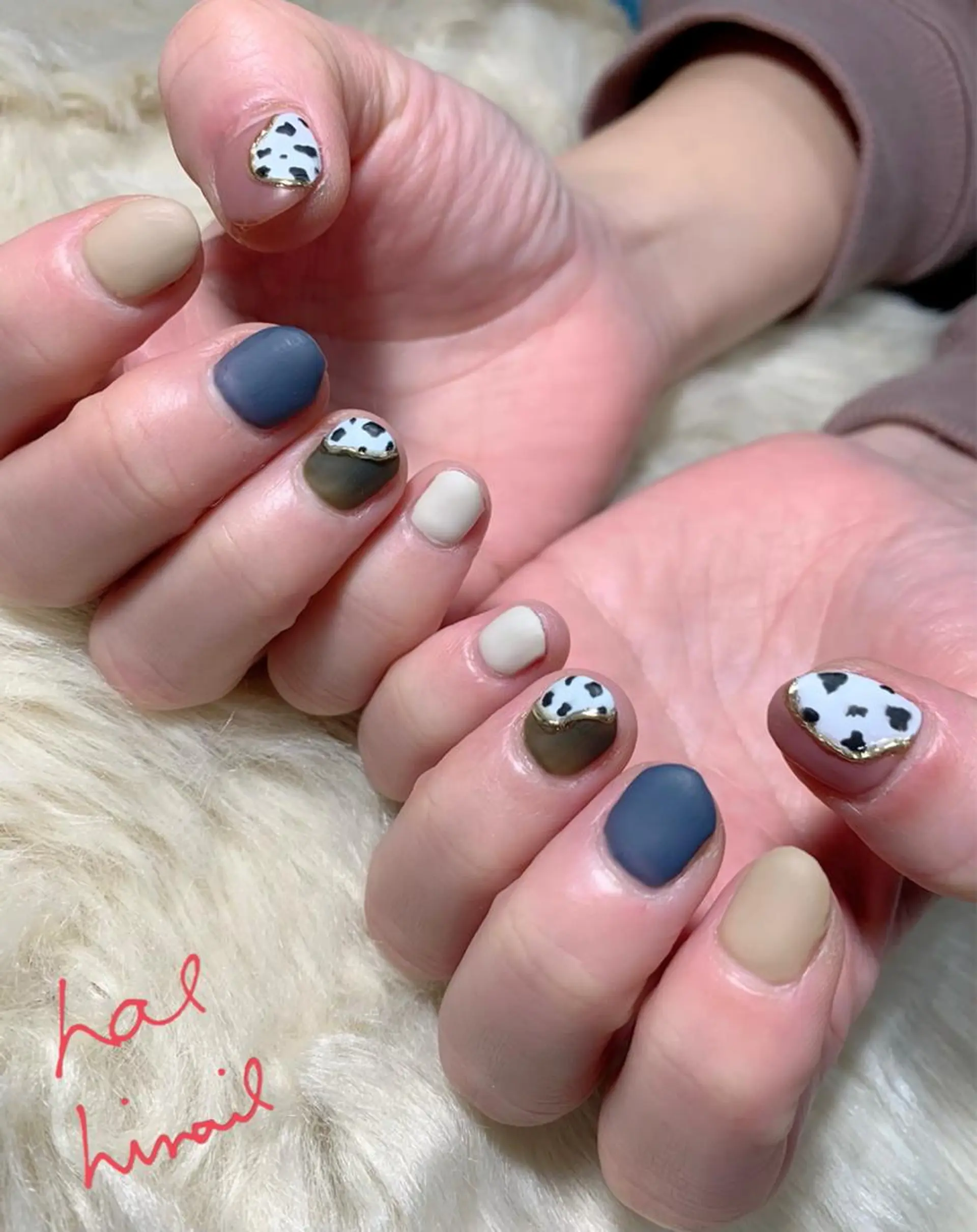 ネイル マットネイル ミラーネイル ニュアンスネイル はるひな ねいるのネイルデザイン