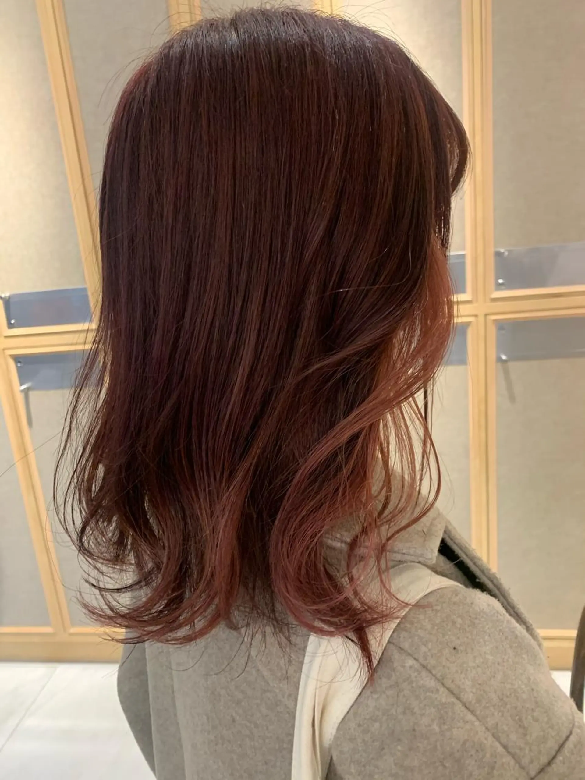 カラー ラベンダー/レイヤー スタイル🤎mamiのヘアスタイル