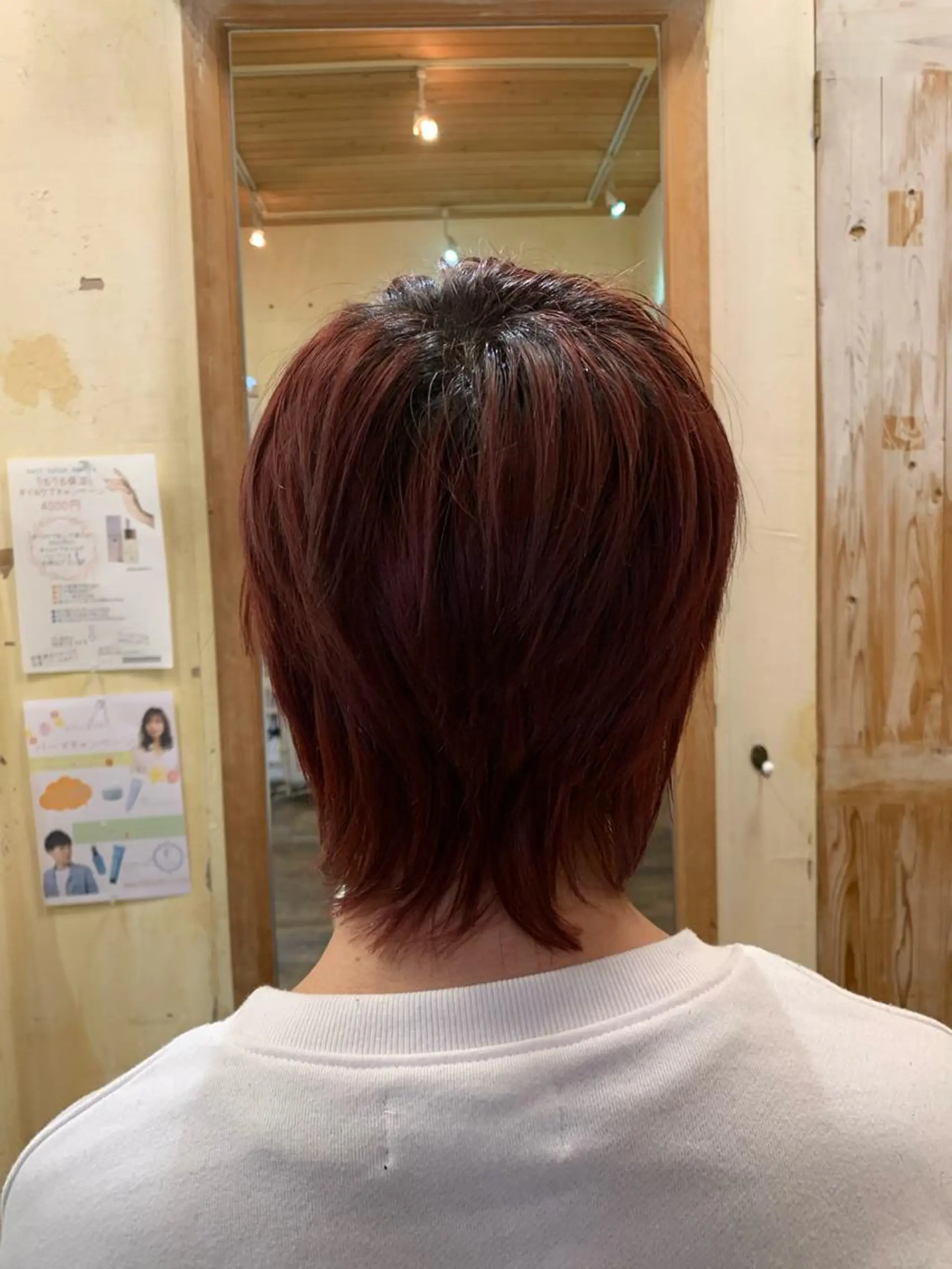 ショート カラー メンズ レッドカラー 河端 春綺のヘアスタイル