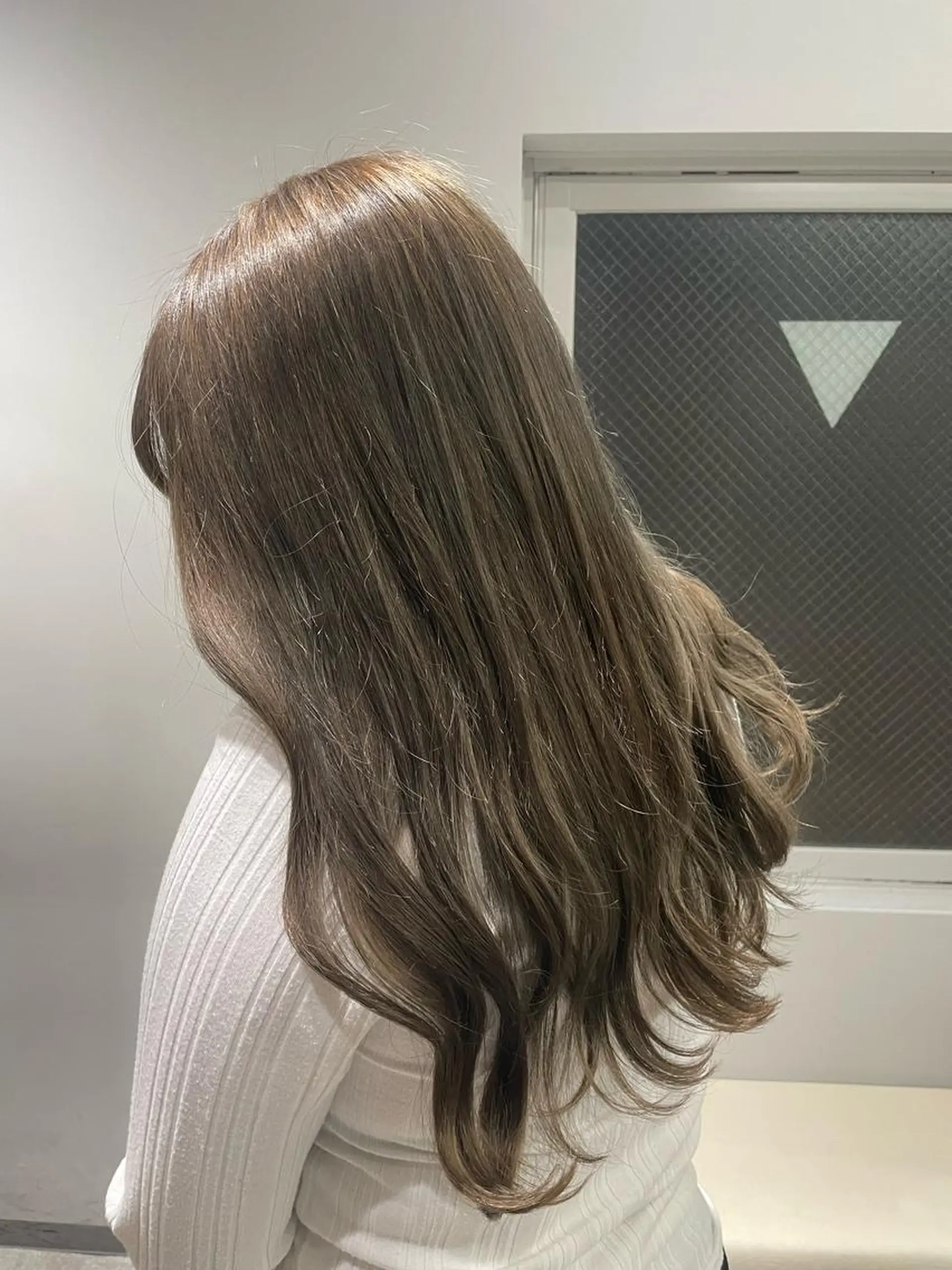 ロング カラー ブリーチ 透明感カラー 髪質改善 Zina【梅田】 /田中 沙弥のヘアスタイル